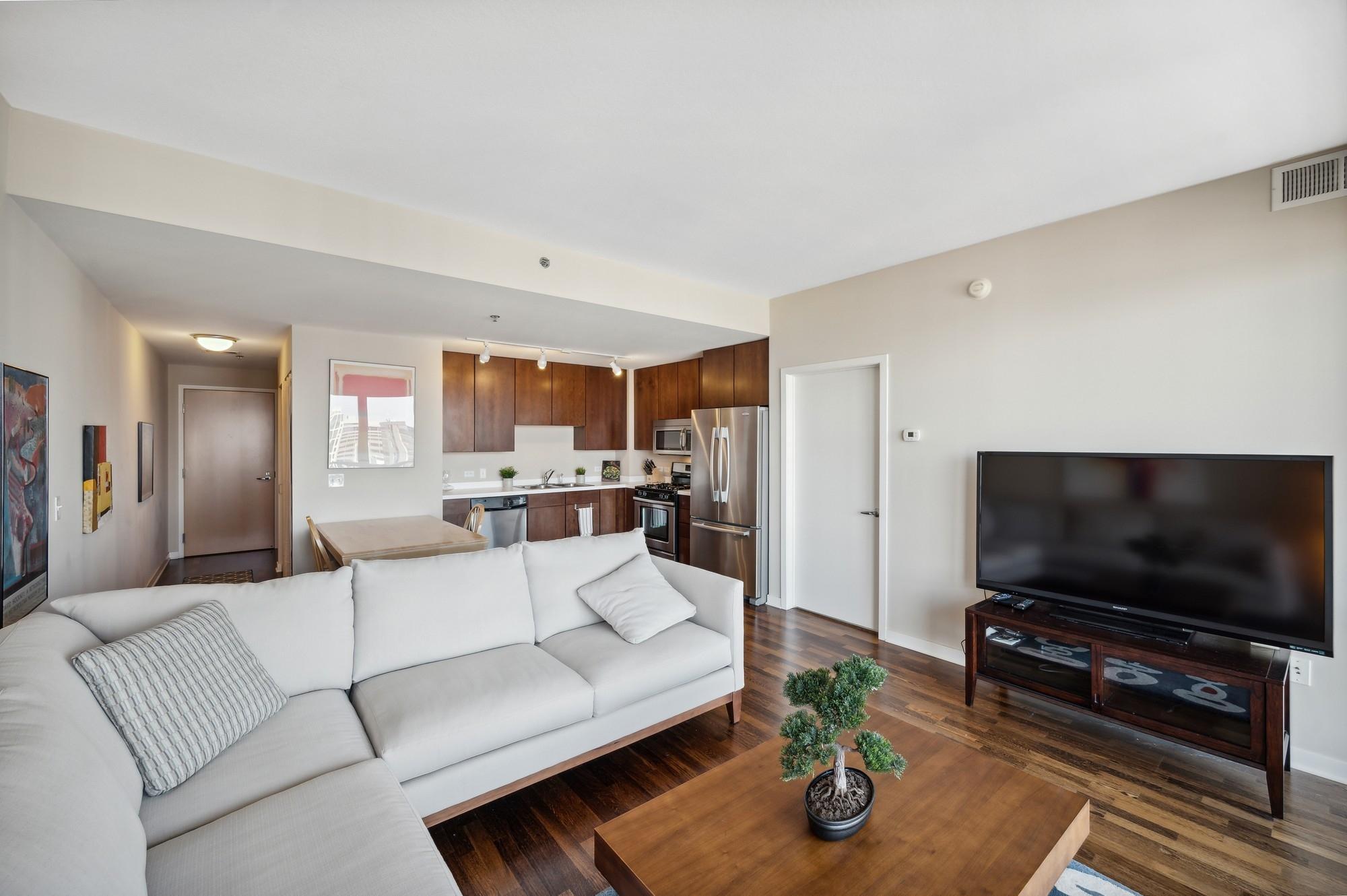 929 Portland Avenue Unit: 1602