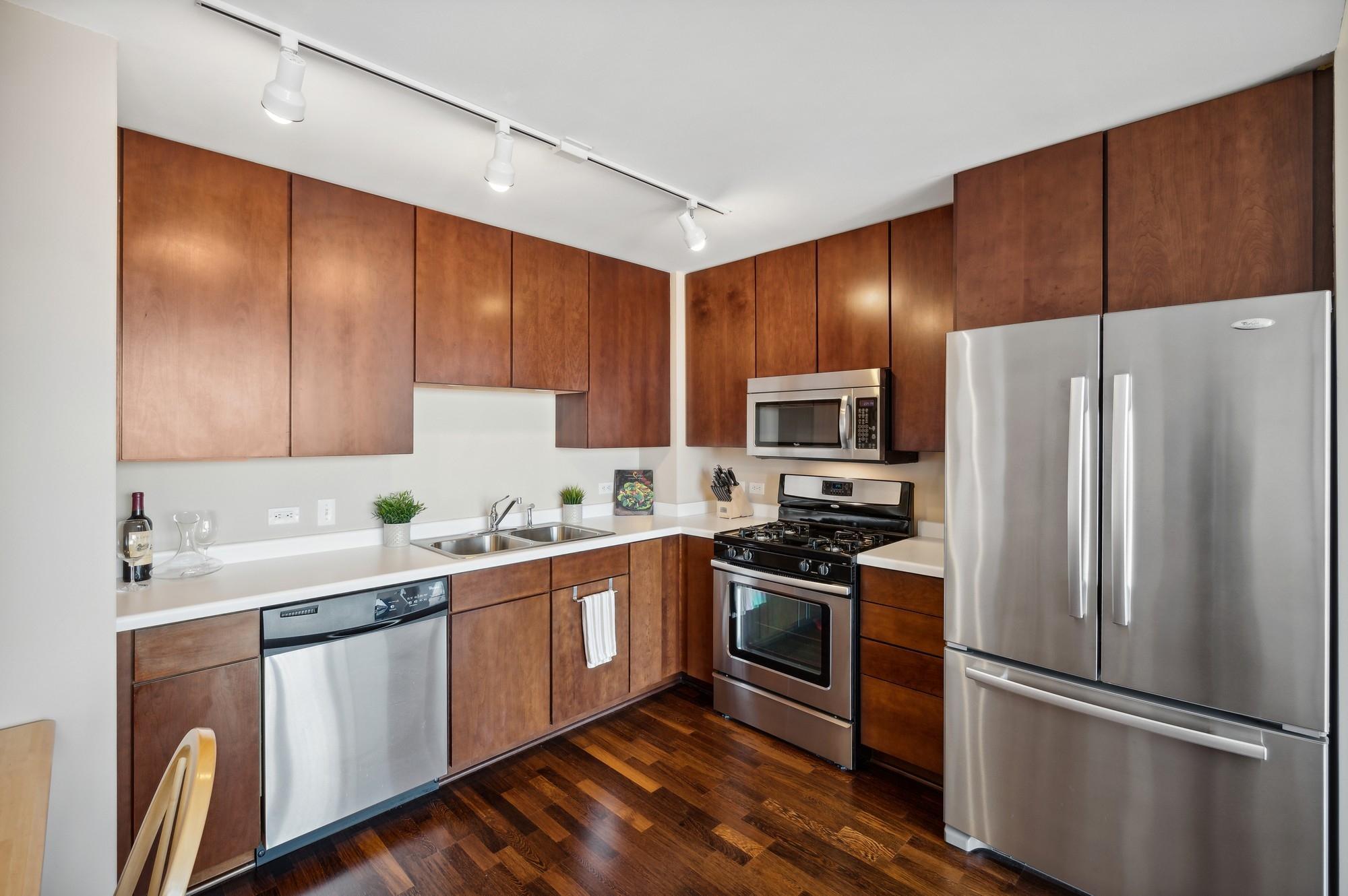 929 Portland Avenue Unit: 1602