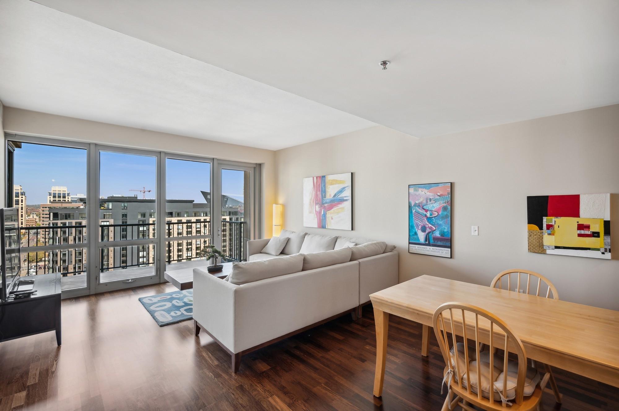 929 Portland Avenue Unit: 1602