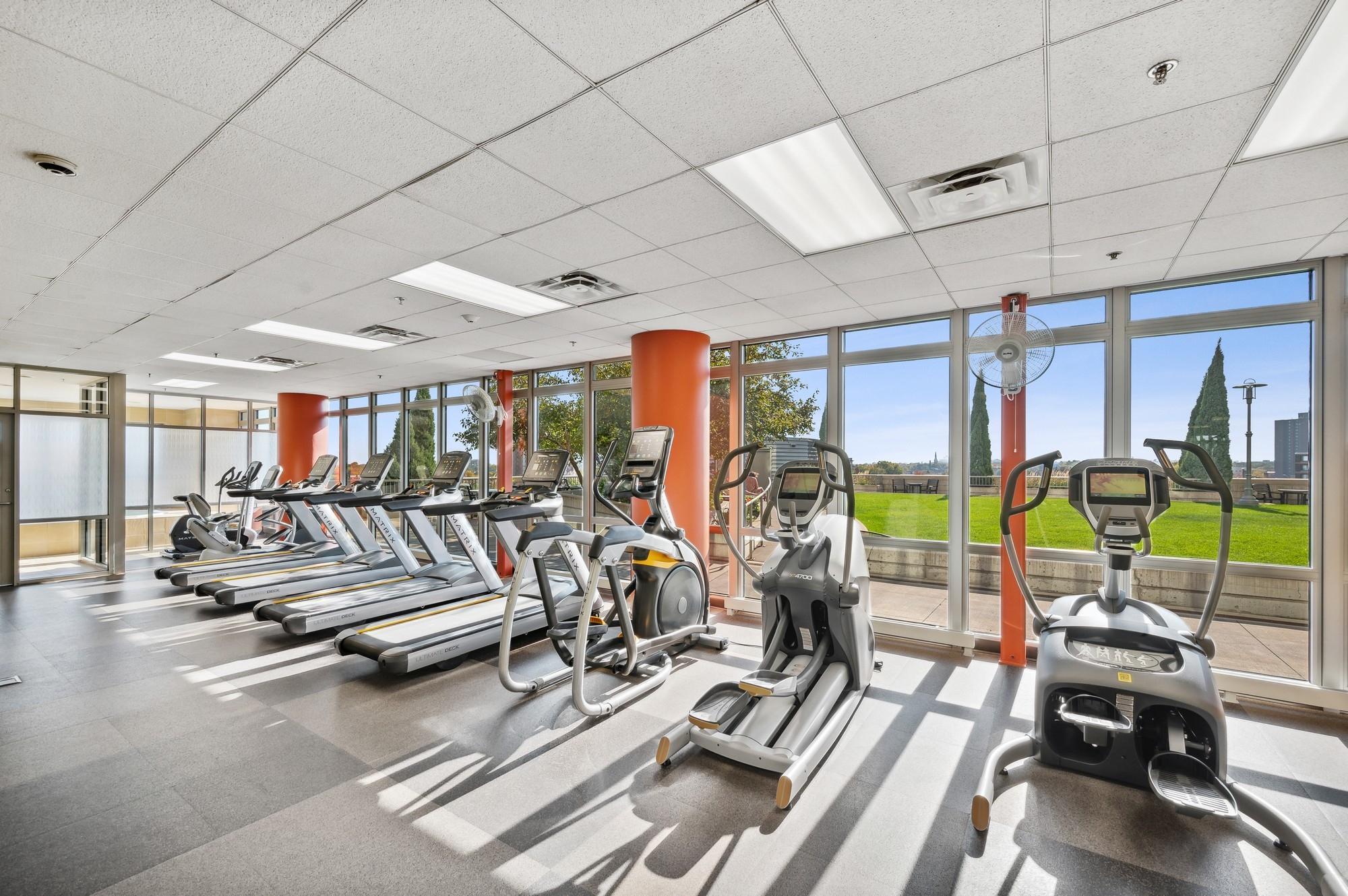 929 Portland Avenue Unit: 1602