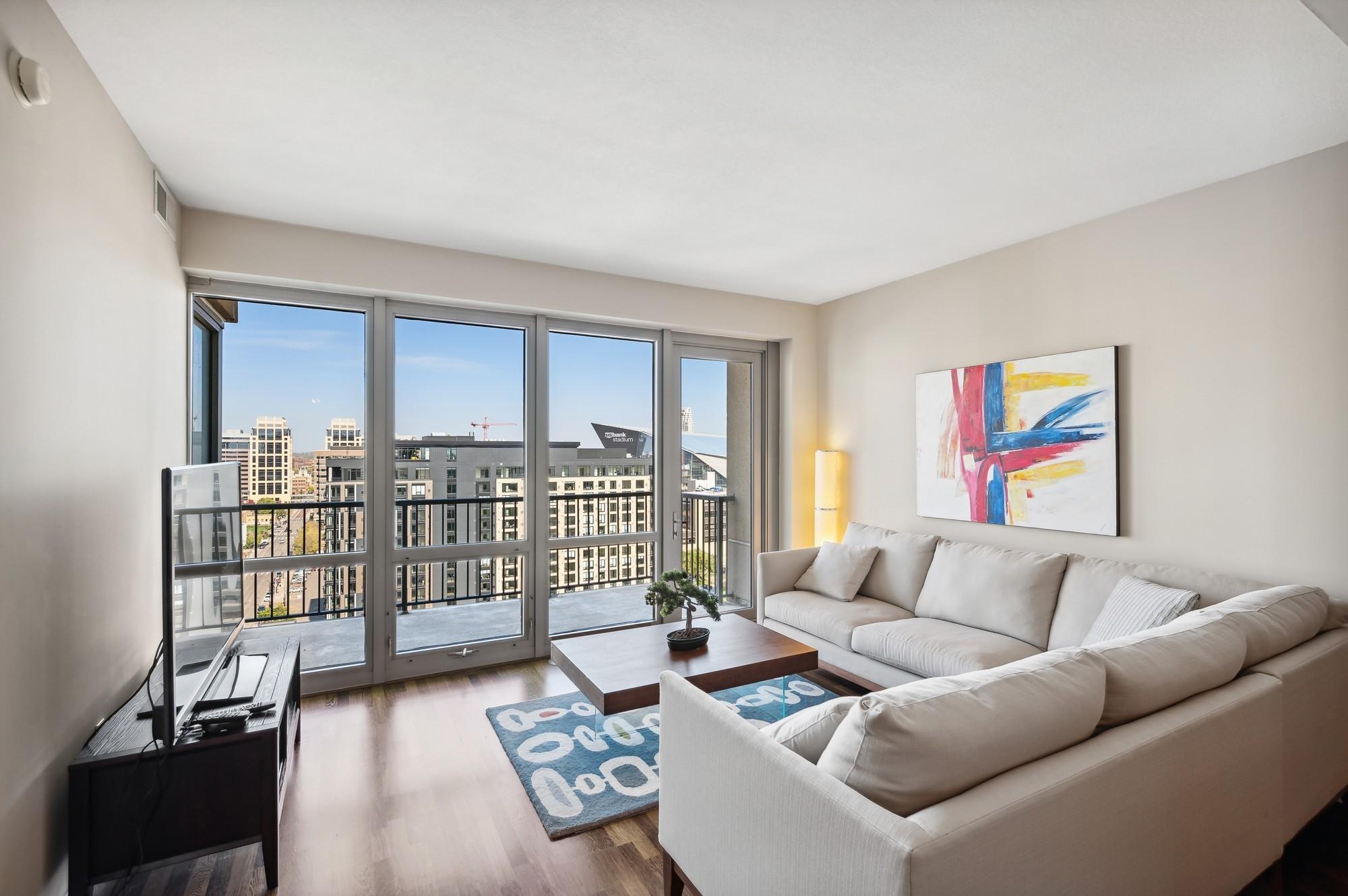 929 Portland Avenue Unit: 1602
