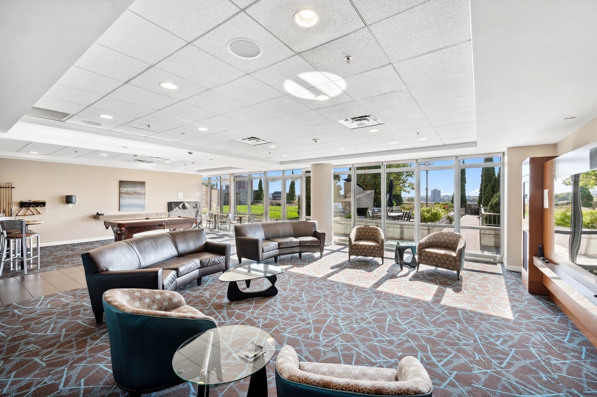 929 Portland Avenue Unit: 1602