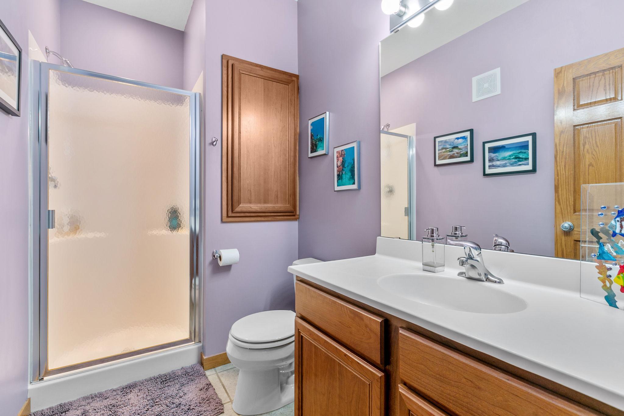 221 1st Avenue NE Unit: 32
