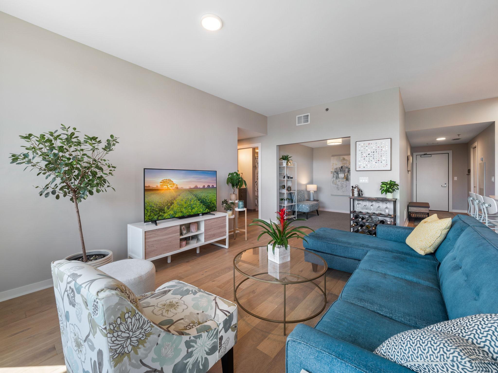 1240 S 2nd Street Unit: 605