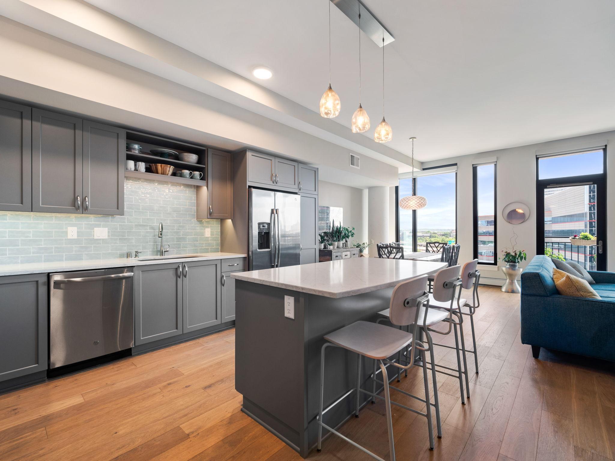 1240 S 2nd Street Unit: 605