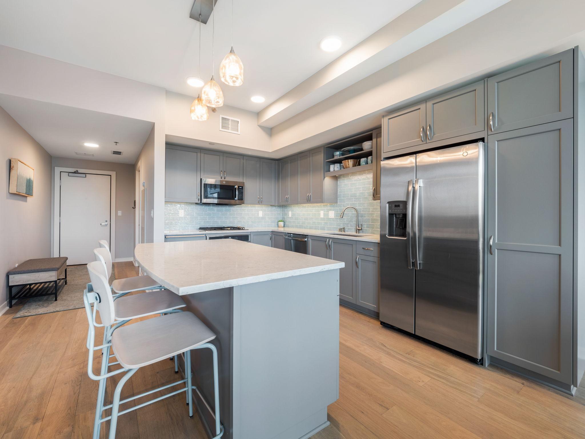 1240 S 2nd Street Unit: 605