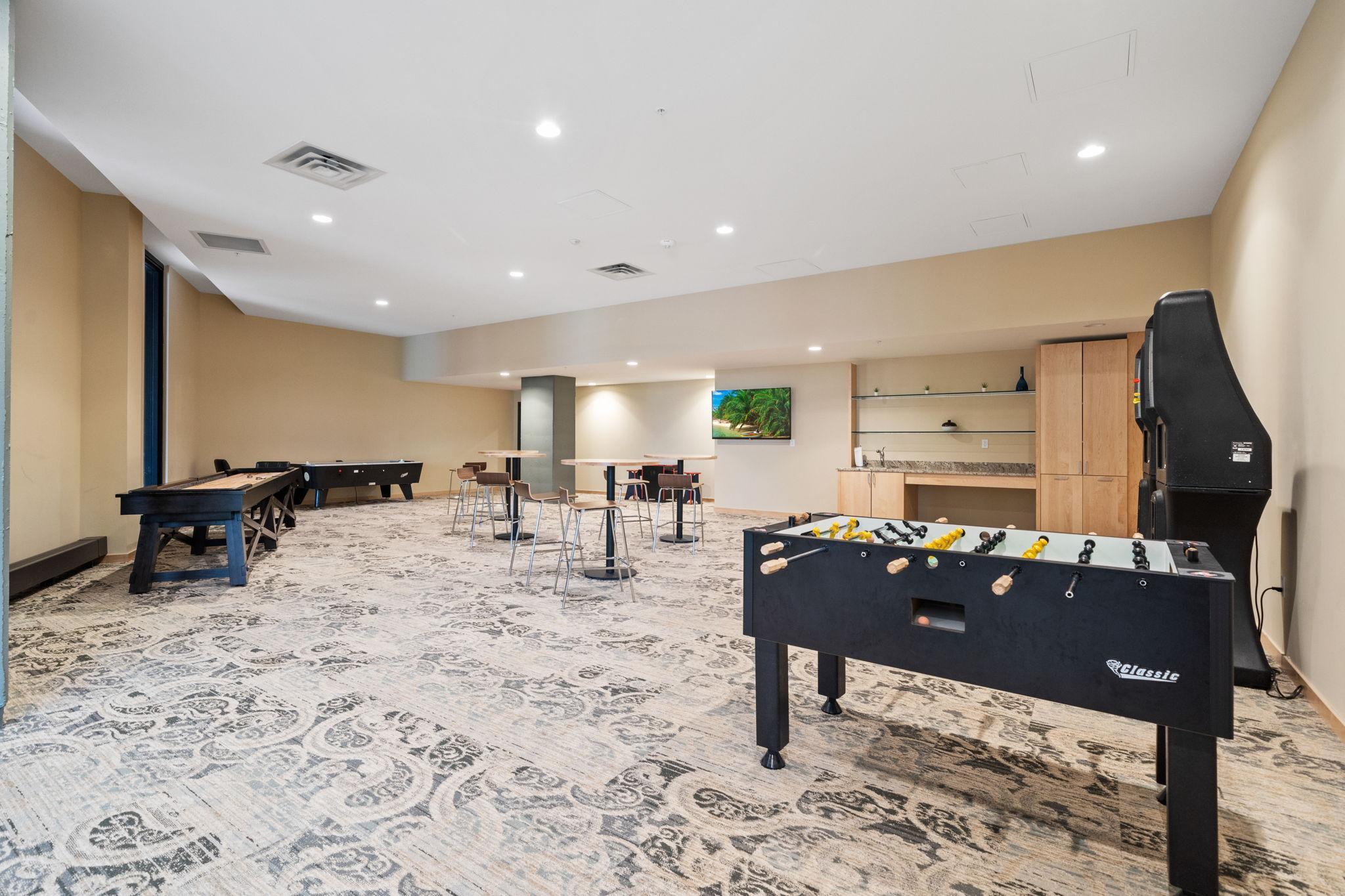 1240 S 2nd Street Unit: 605