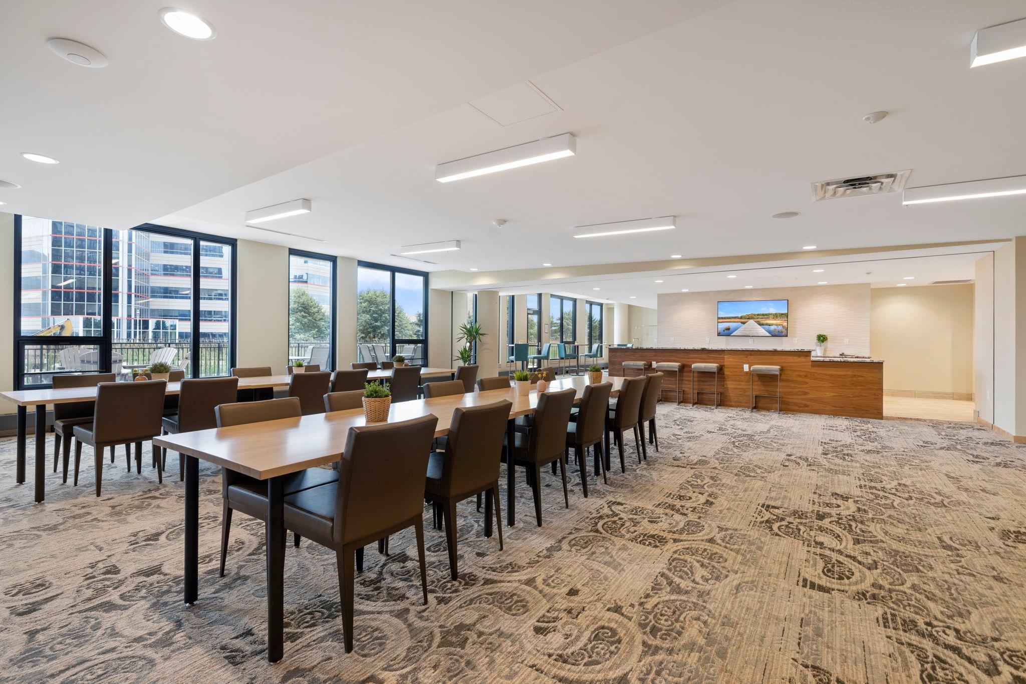 1240 S 2nd Street Unit: 605