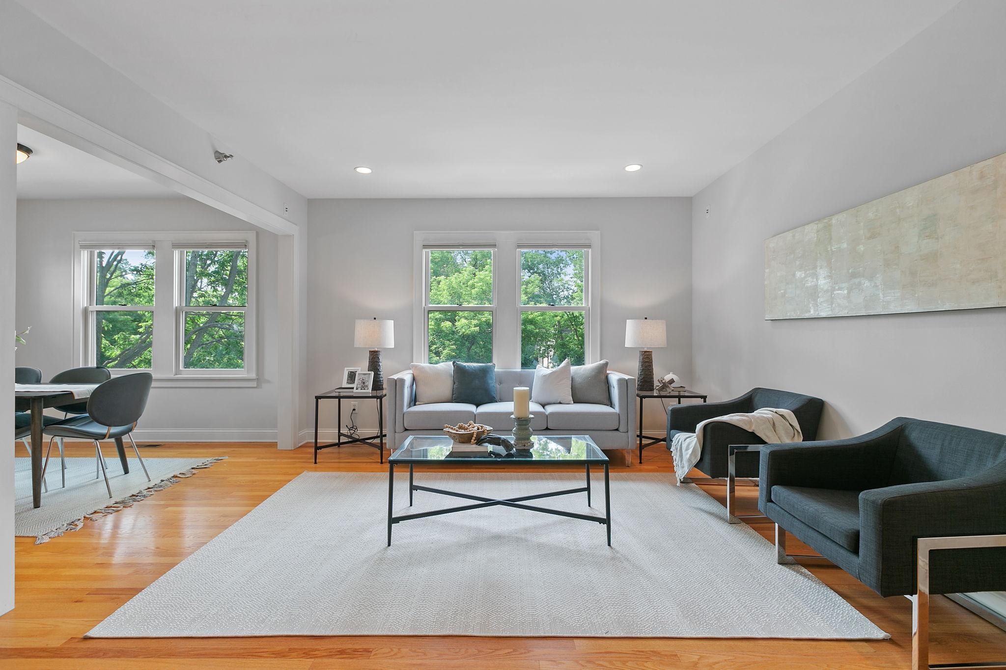 3810 W 31st Street Unit: 302
