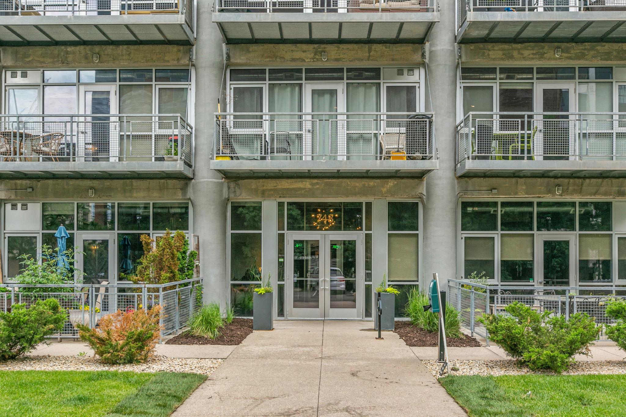748 3rd Street N Unit: 500