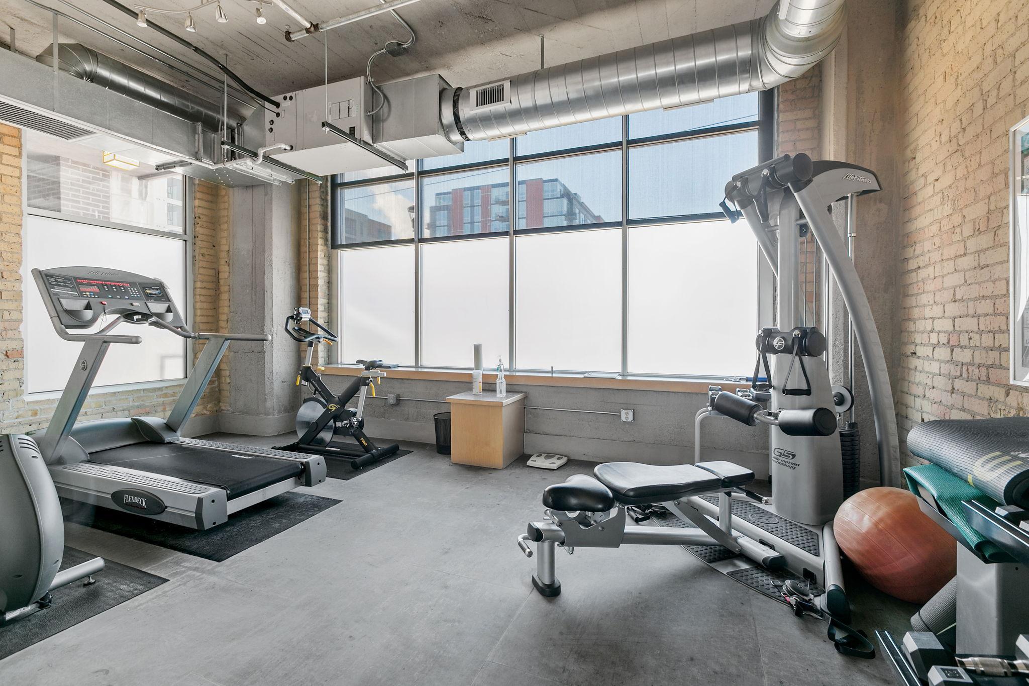 748 3rd Street N Unit: 500