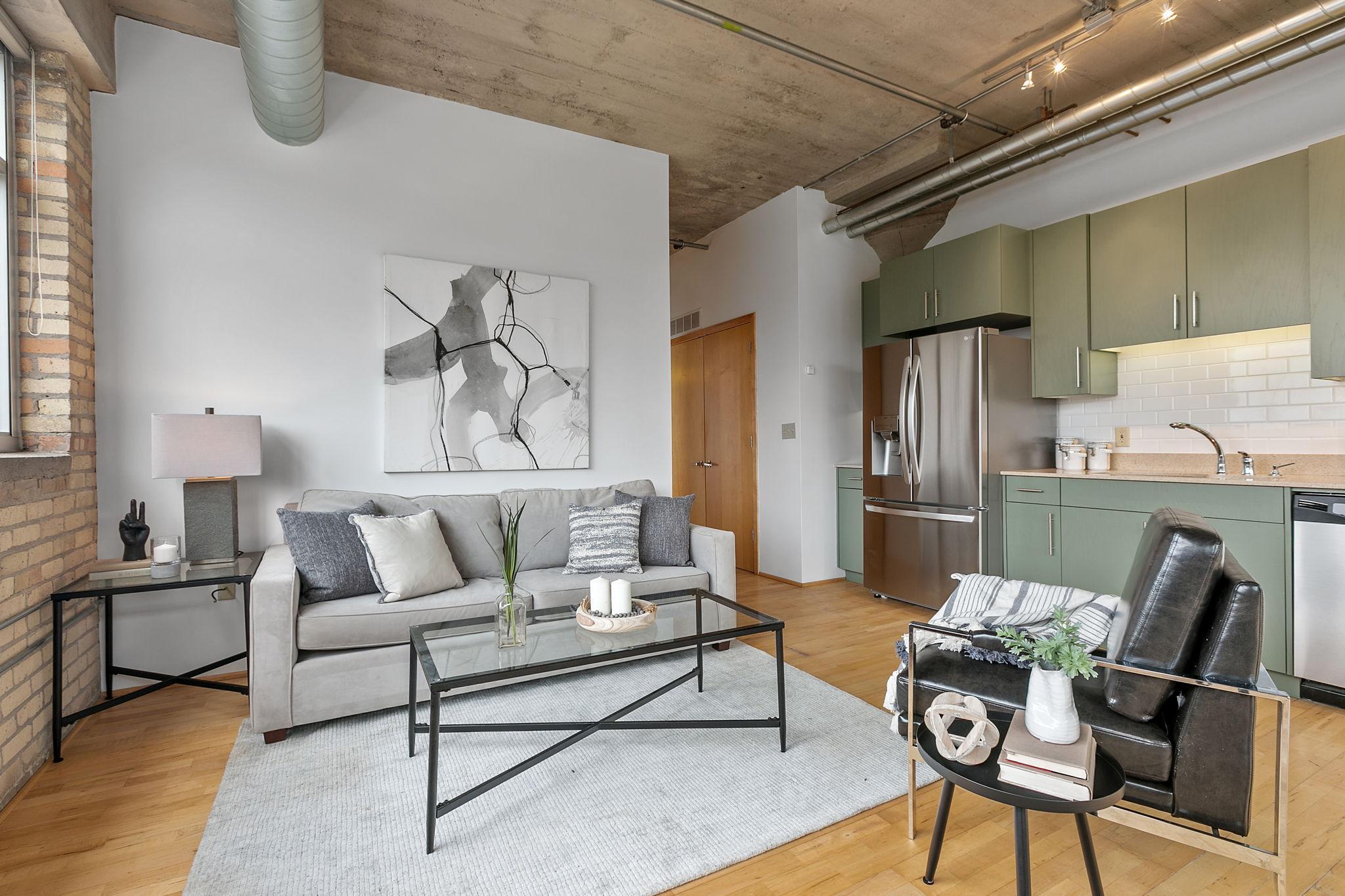 748 3rd Street N Unit: 500