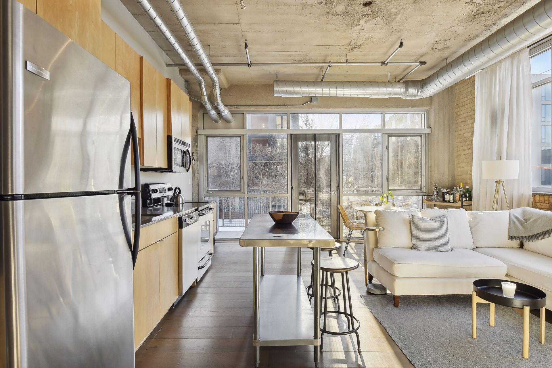 748 3rd Street N Unit: 200
