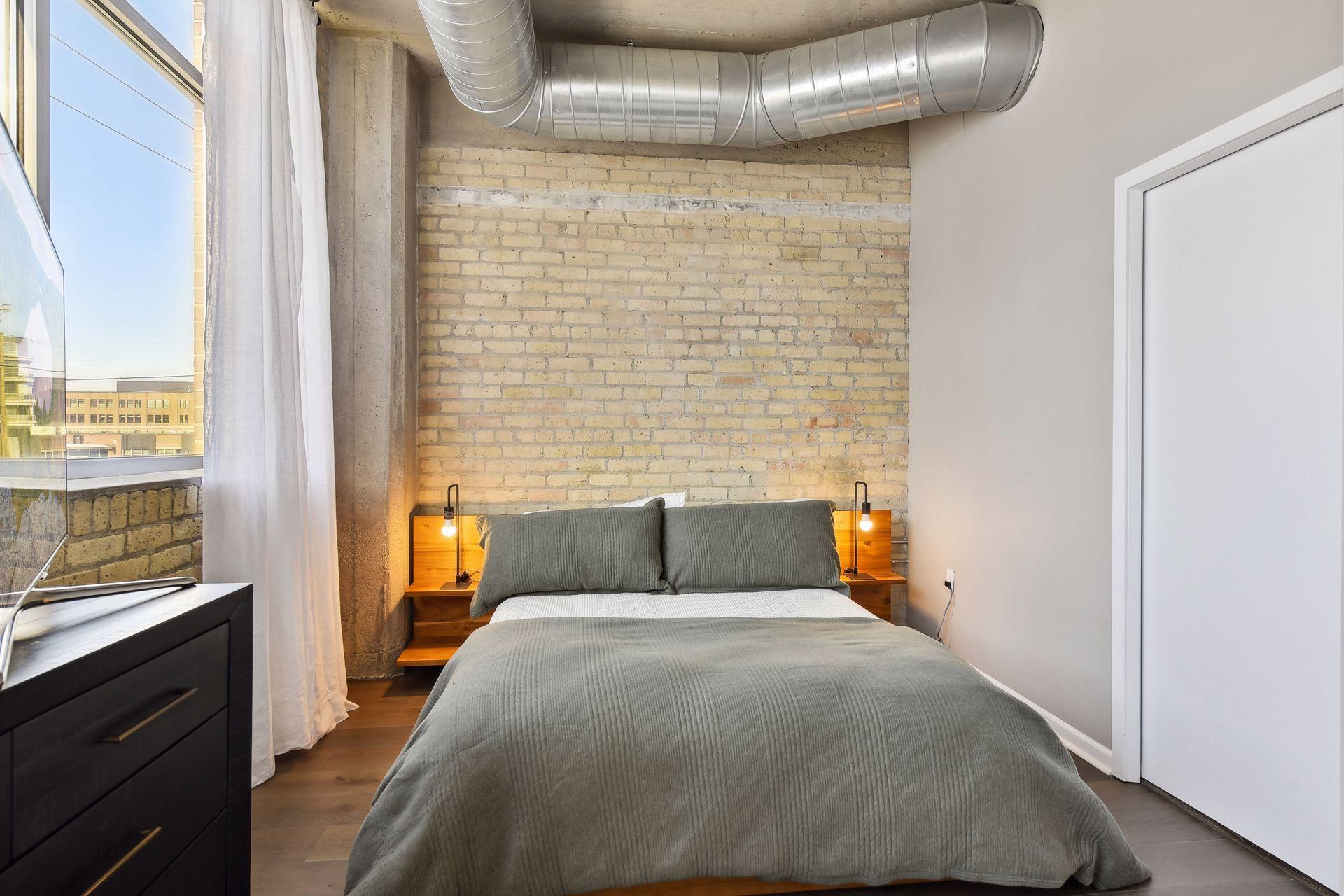 748 3rd Street N Unit: 200