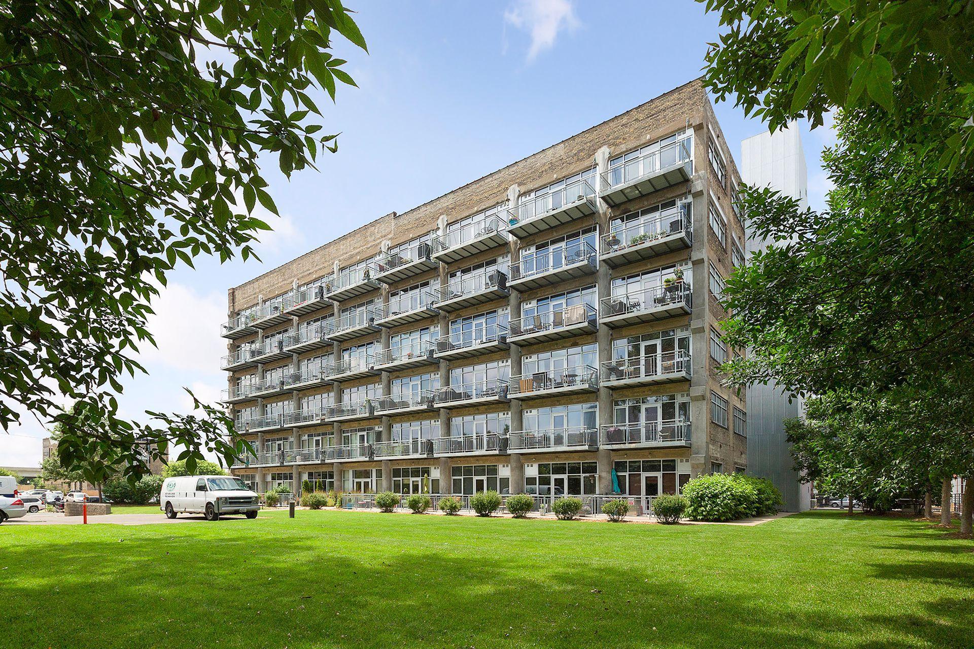 748 3rd Street N Unit: 200