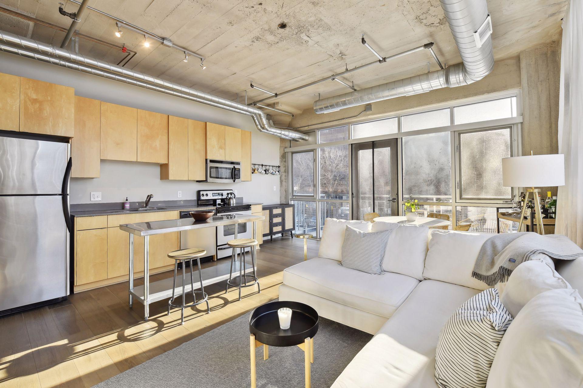 748 3rd Street N Unit: 200