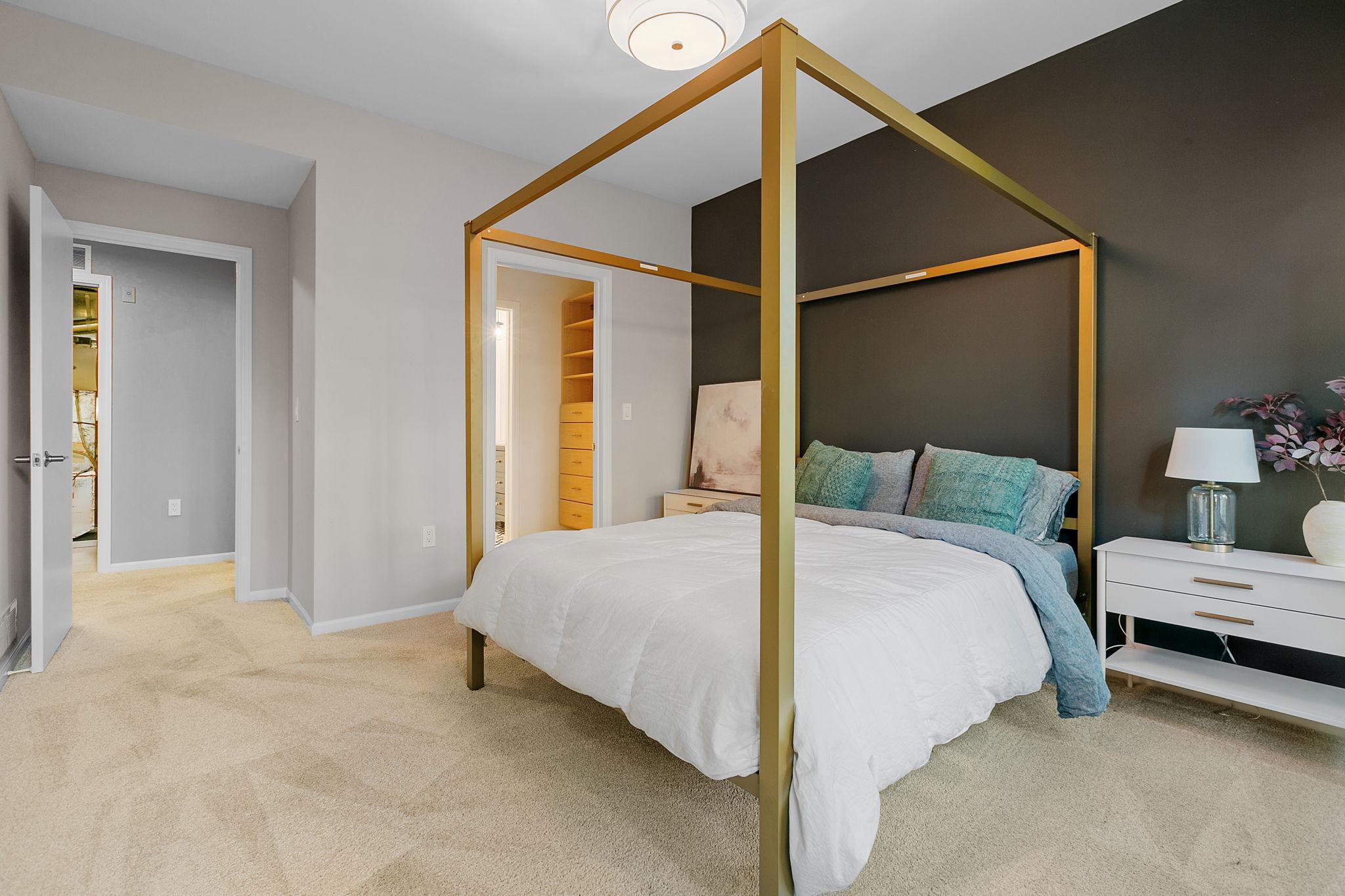 560 N 2nd Street Unit: 405