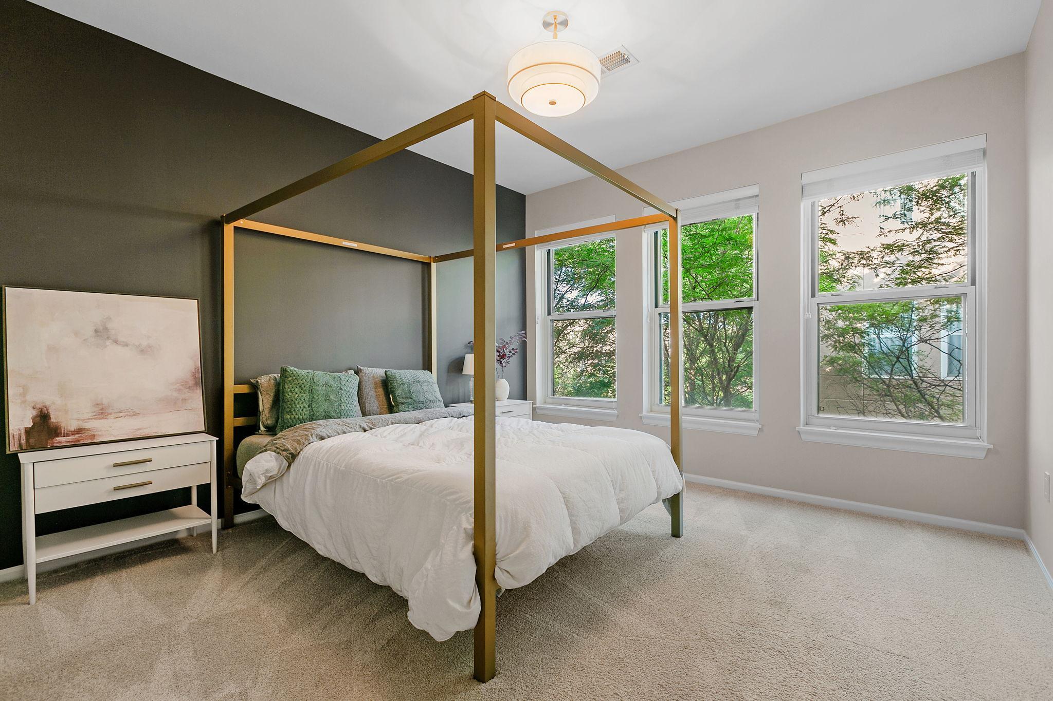 560 N 2nd Street Unit: 405