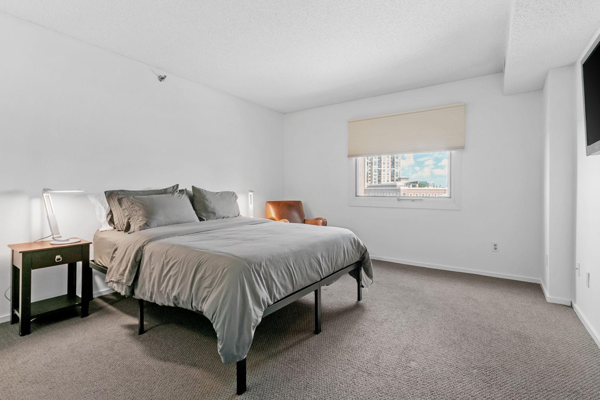 121 Washington Avenue S Unit: 516