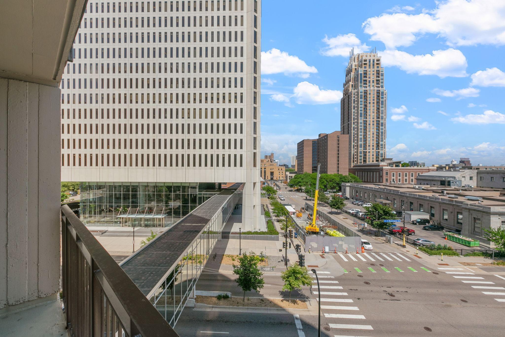 121 Washington Avenue S Unit: 516