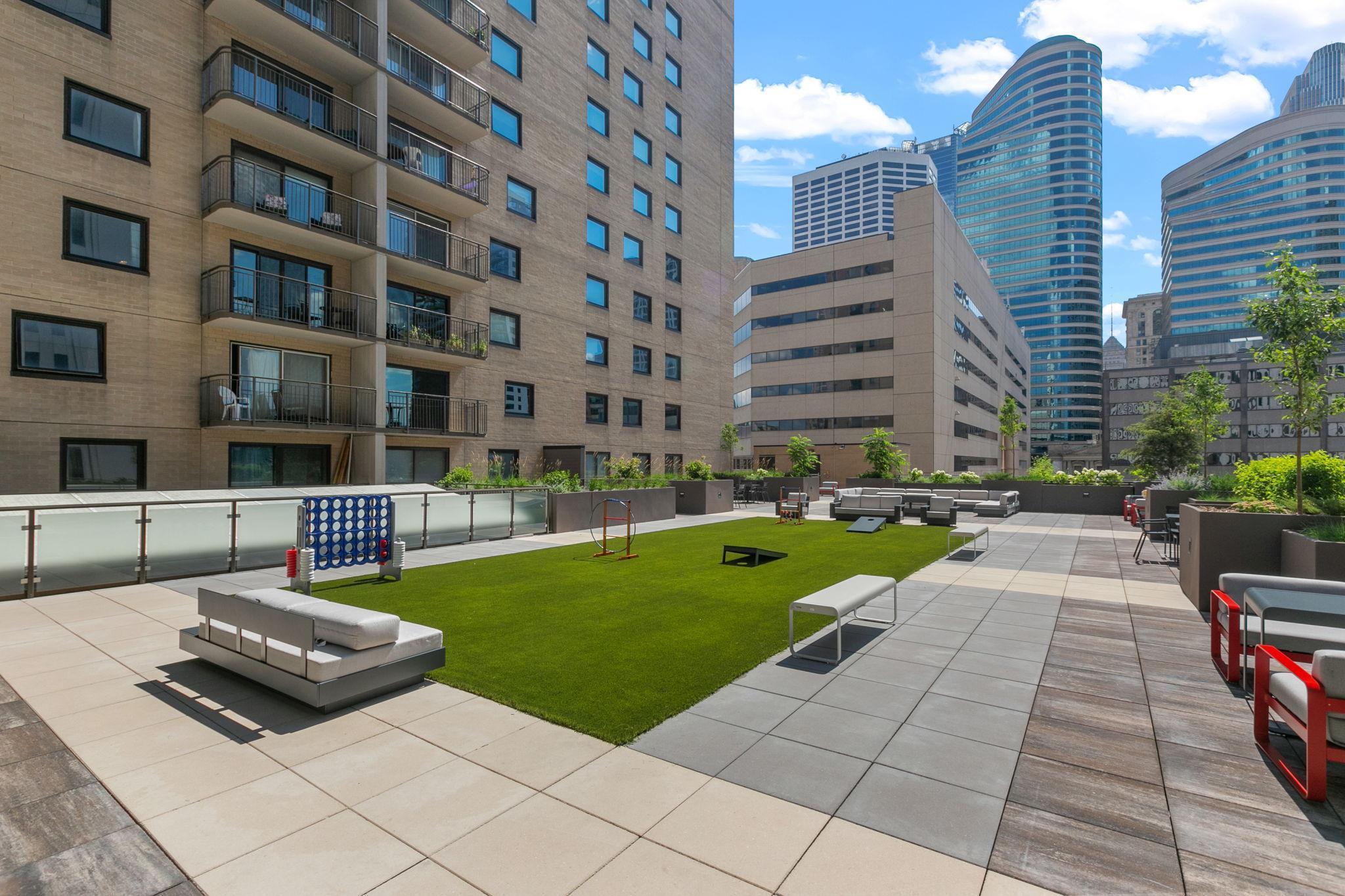 121 Washington Avenue S Unit: 516
