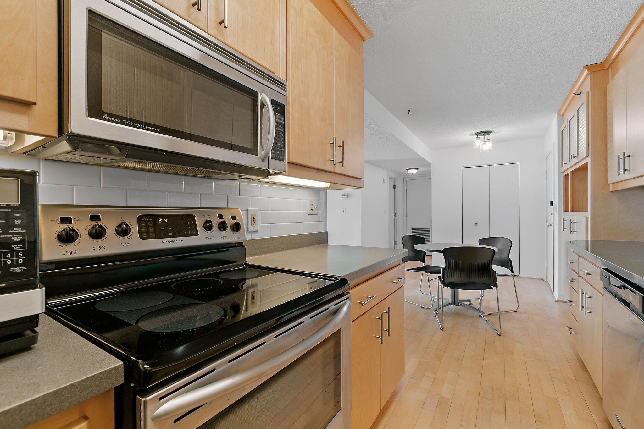 121 Washington Avenue S Unit: 516