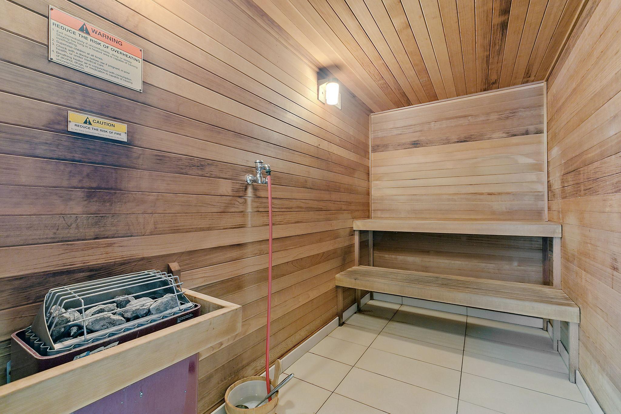 121 Washington Avenue S Unit: 516