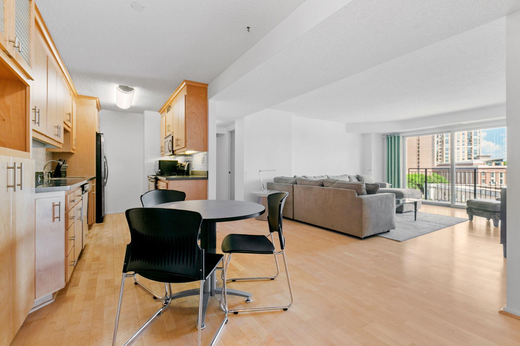 121 Washington Avenue S Unit: 516