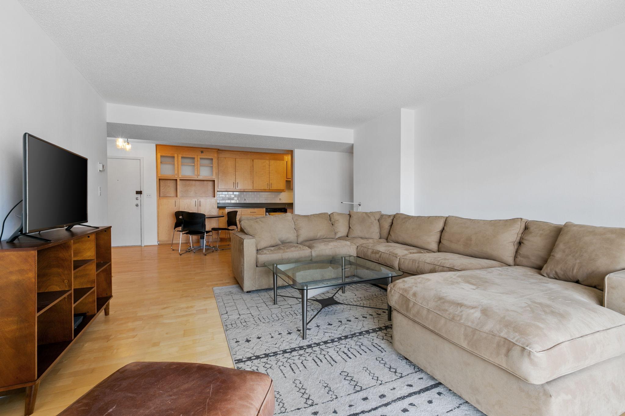 121 Washington Avenue S Unit: 516
