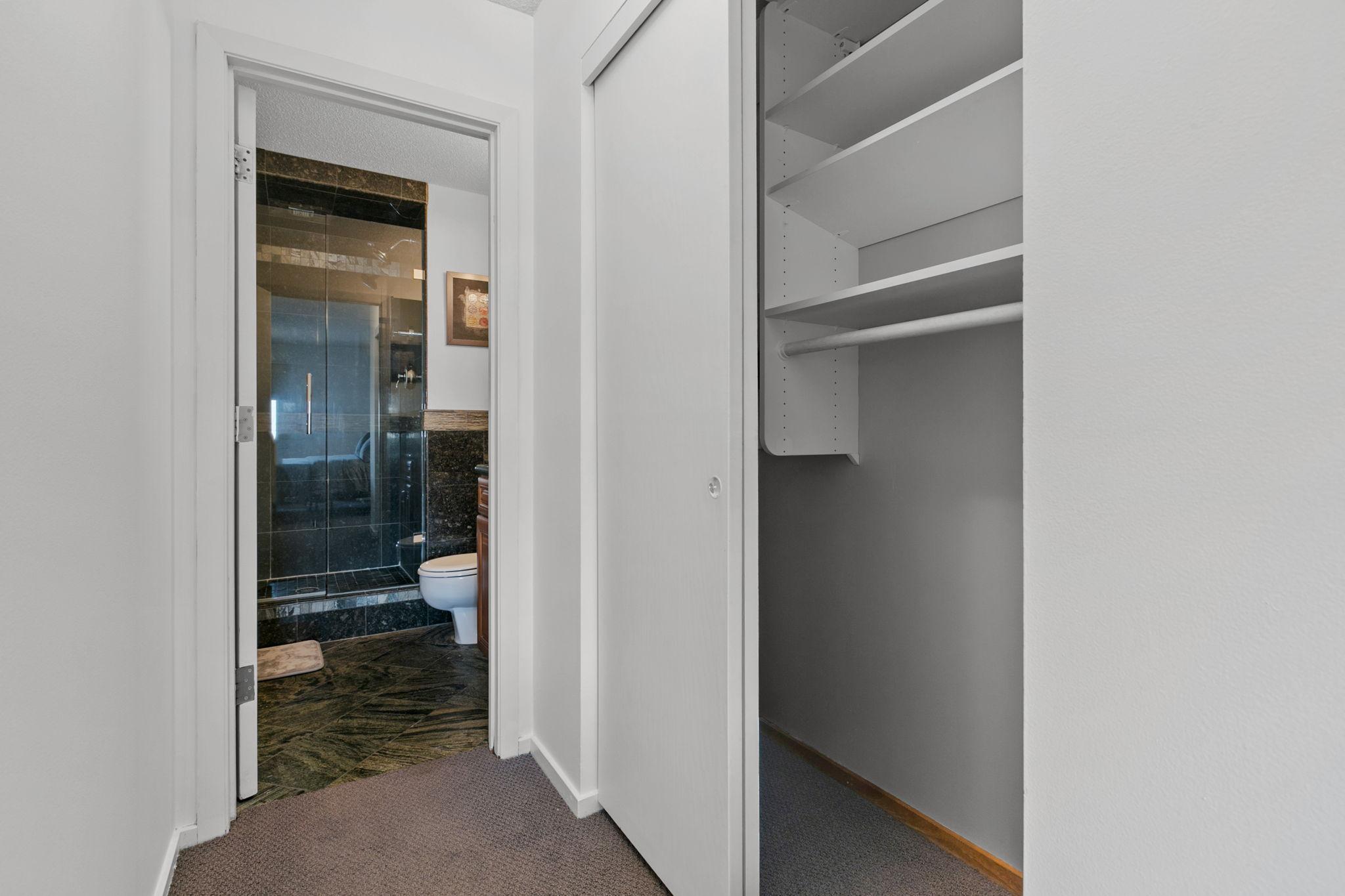 121 Washington Avenue S Unit: 516