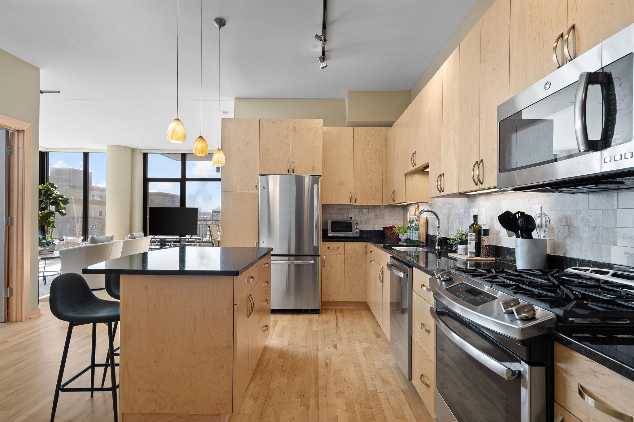 1120 S 2nd Street Unit: 302