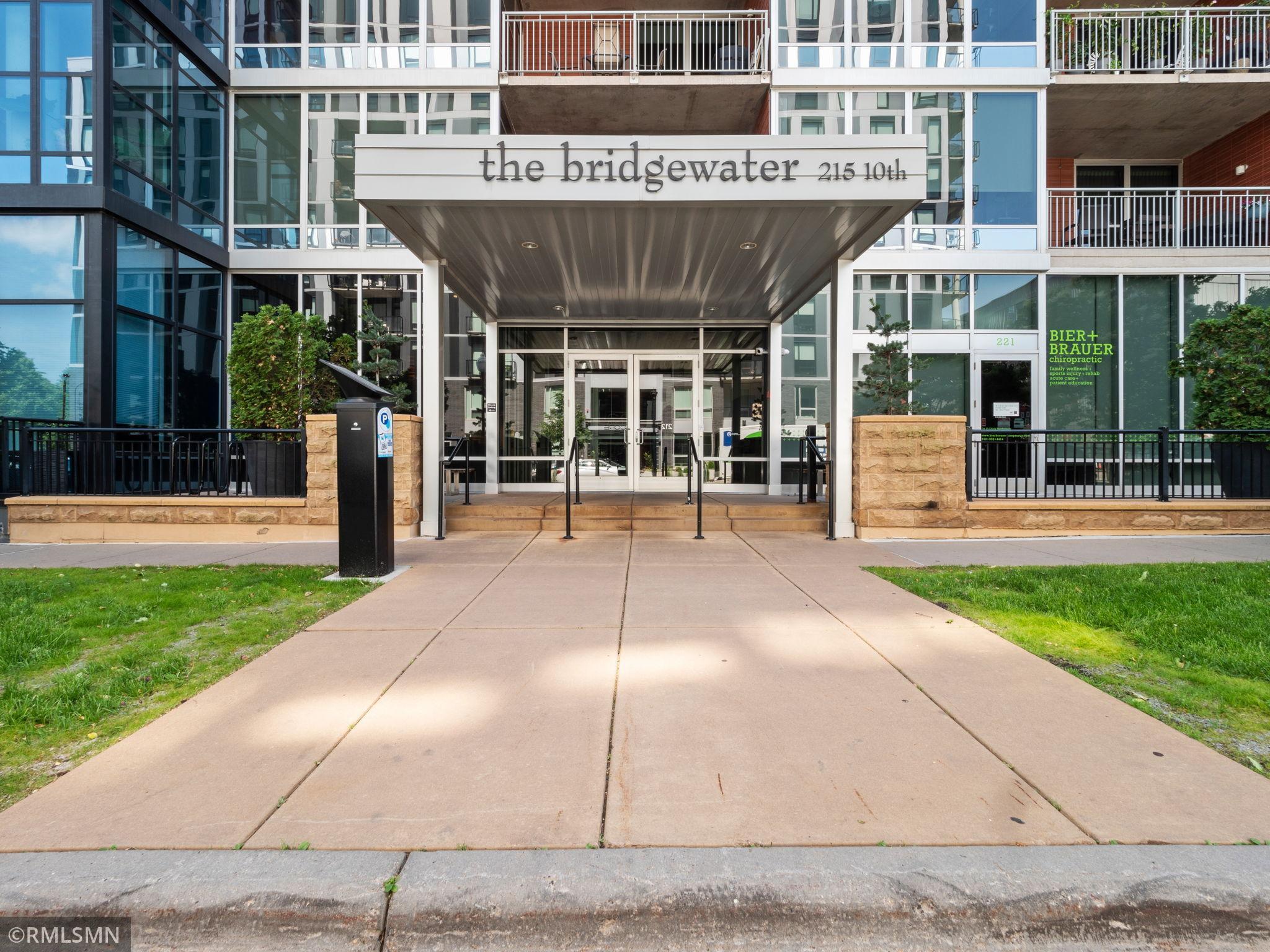 215 10th Avenue S Unit: 401