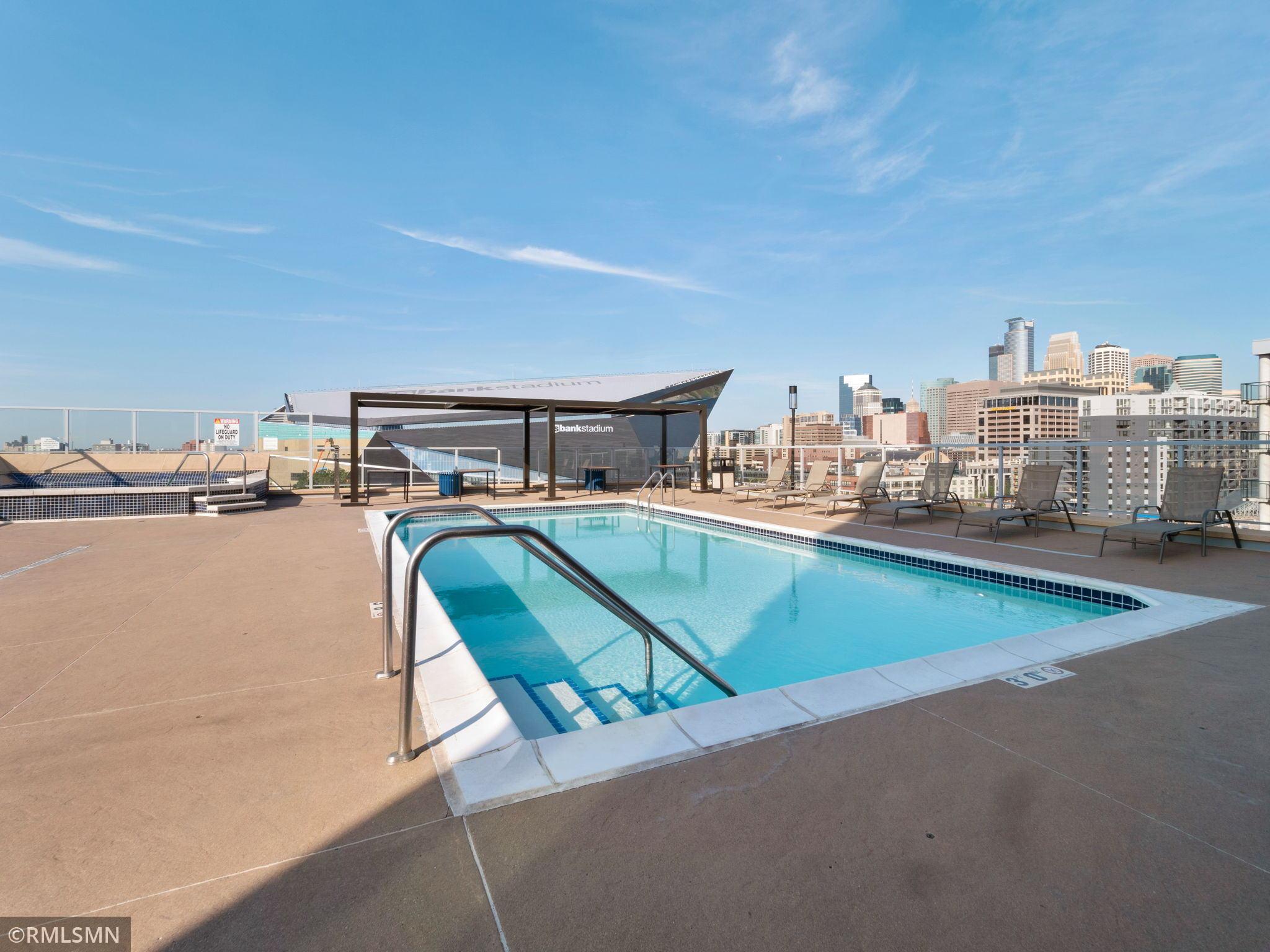 215 10th Avenue S Unit: 401
