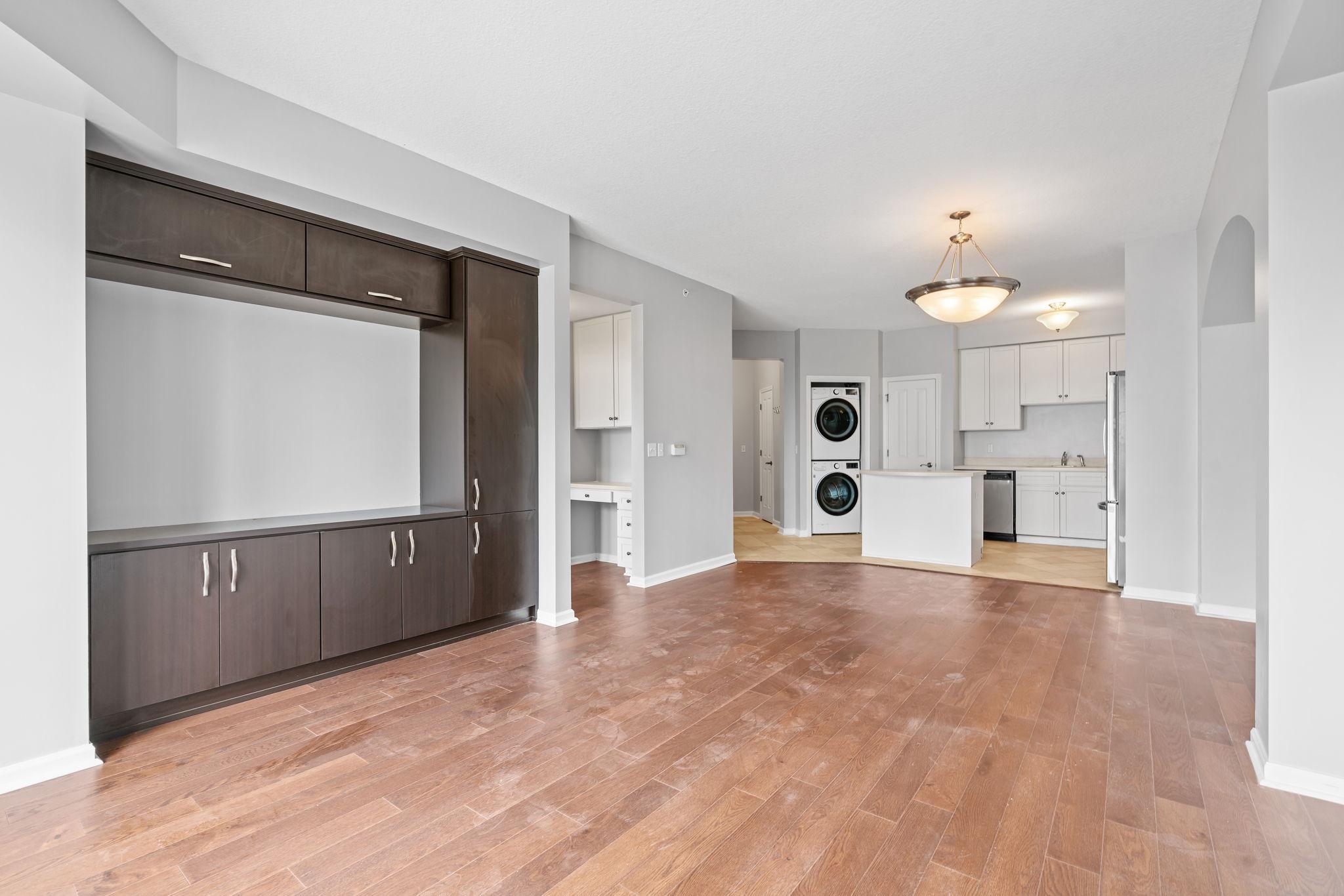 500 E Grant Street Unit: 403