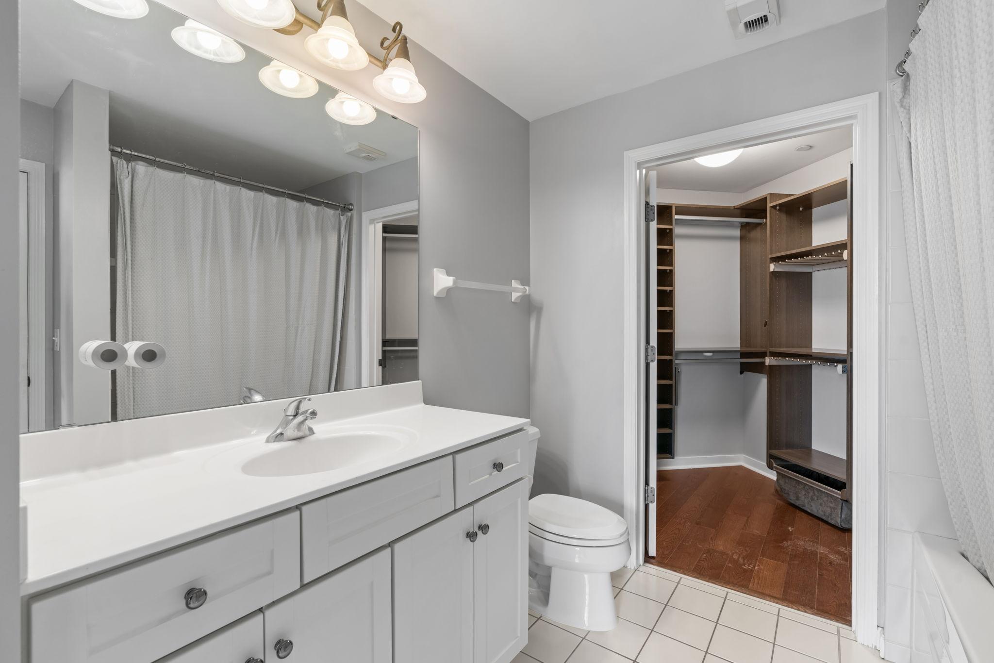 500 E Grant Street Unit: 403