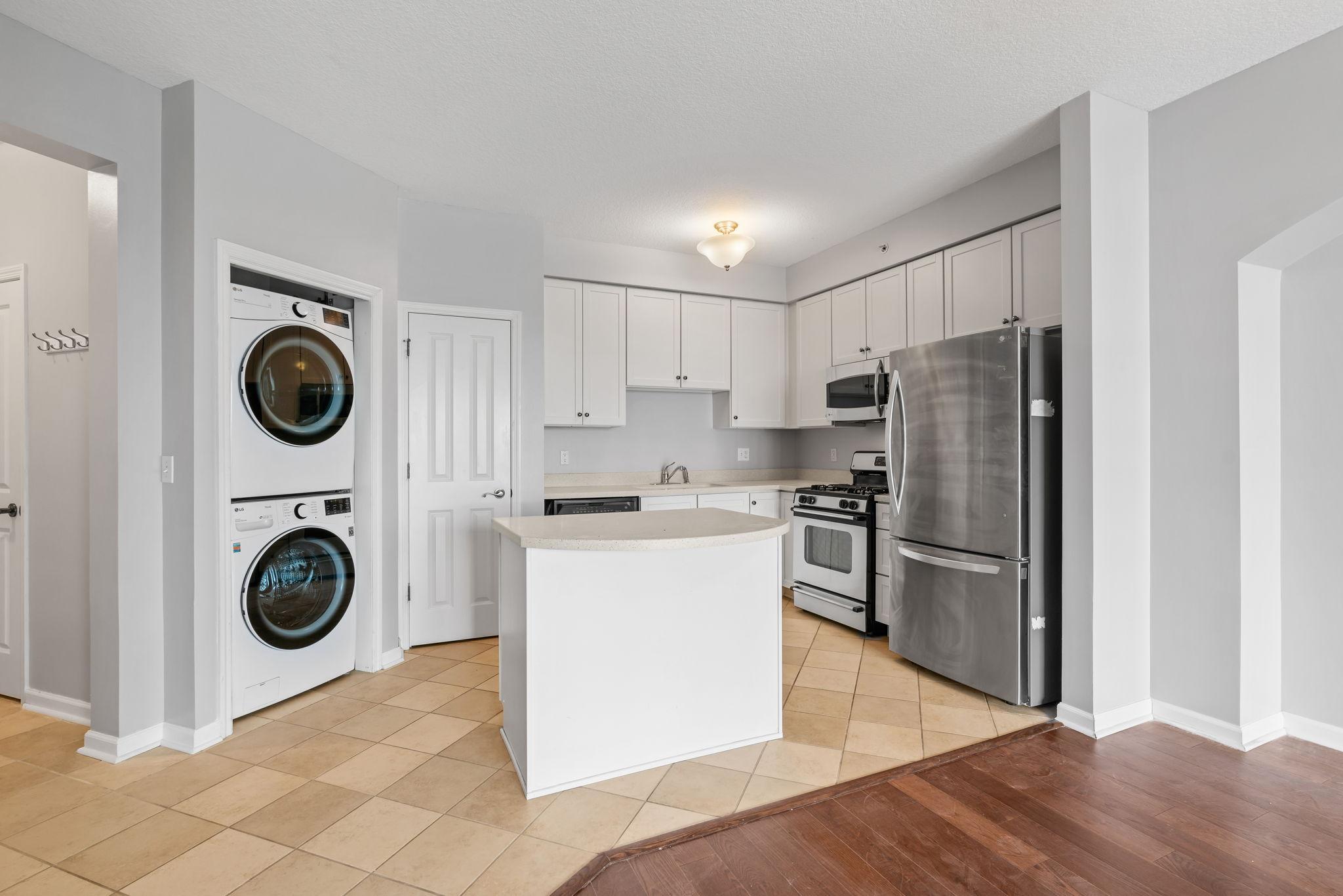 500 E Grant Street Unit: 403
