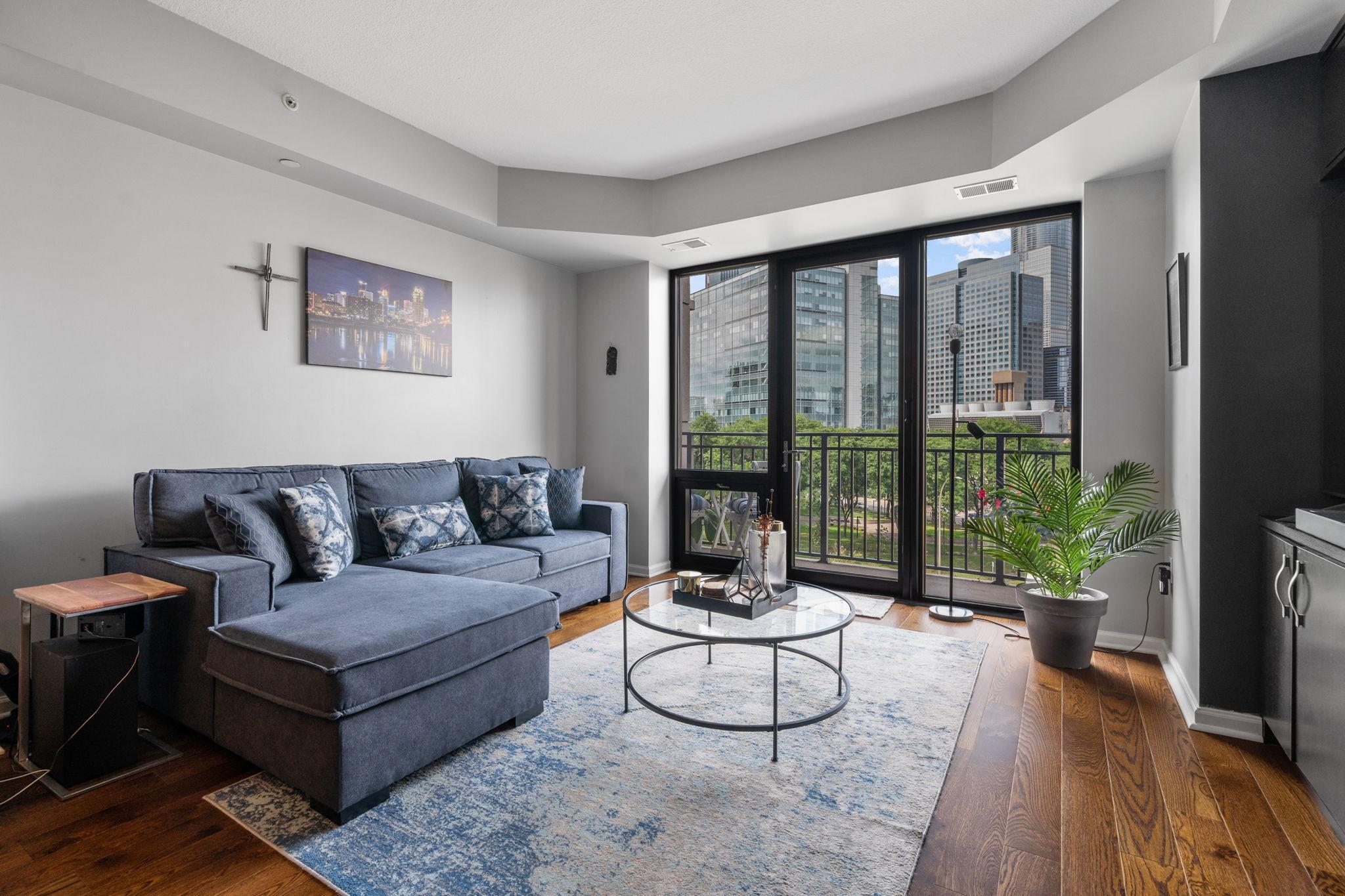 500 E Grant Street Unit: 403