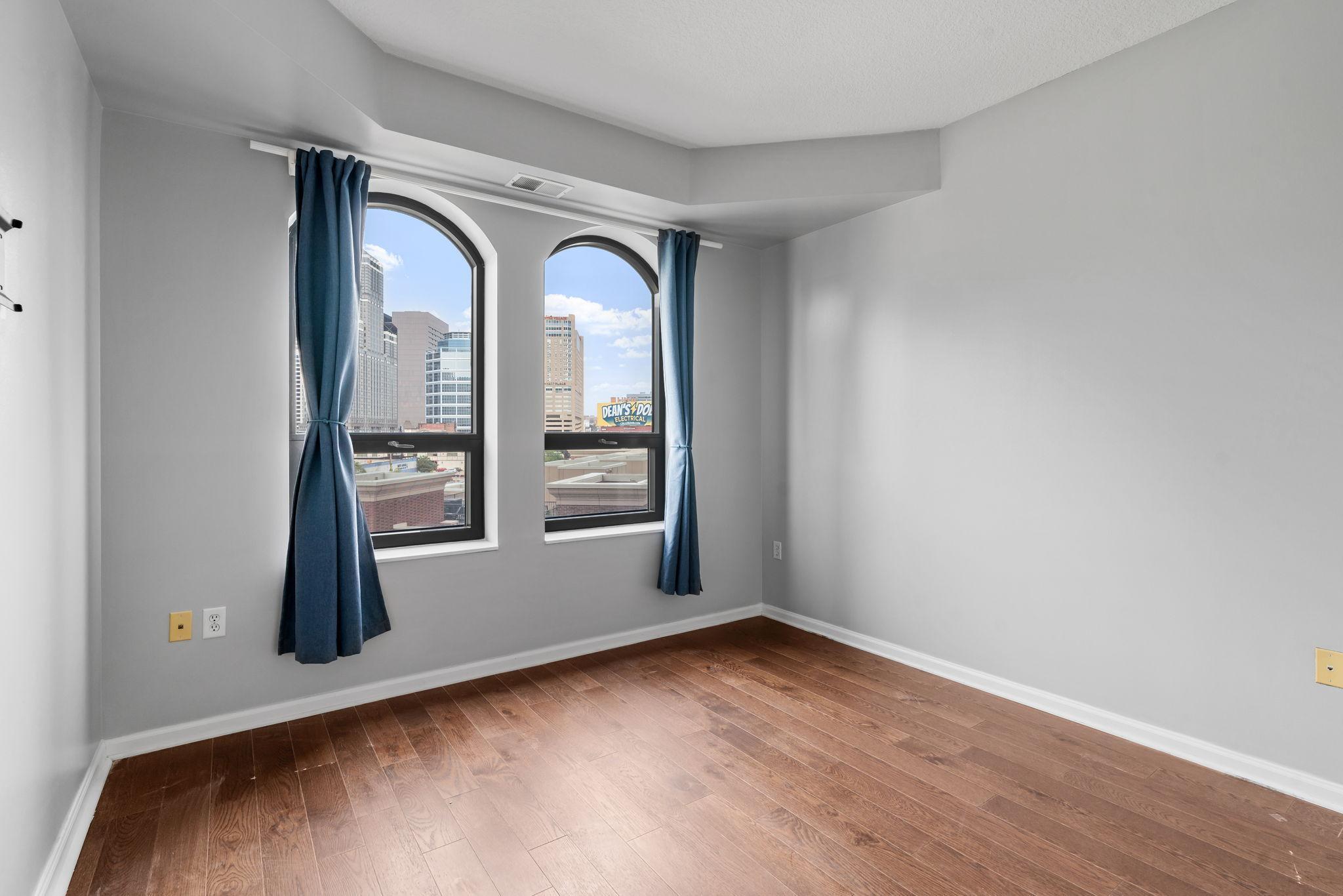 500 E Grant Street Unit: 403