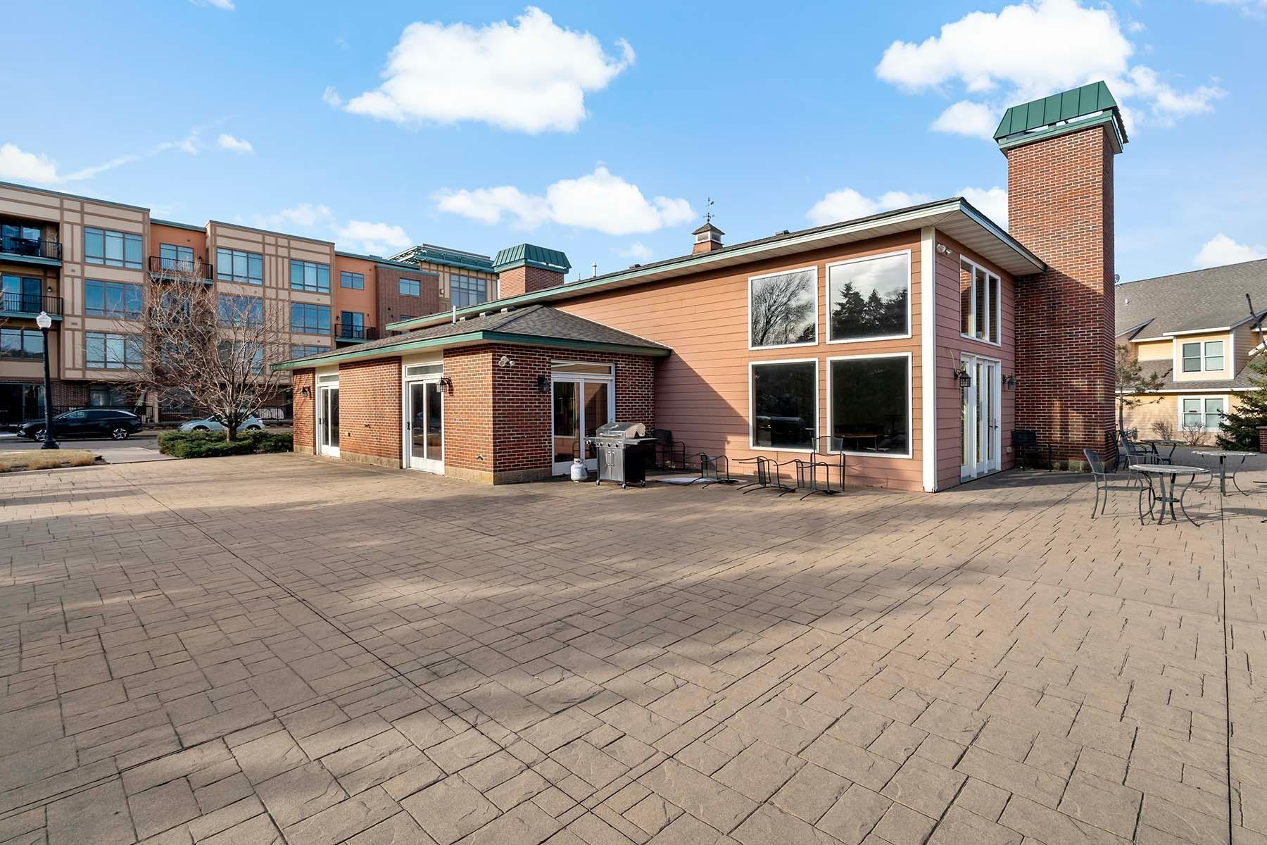 1070 Grandview Court NE Unit: 313