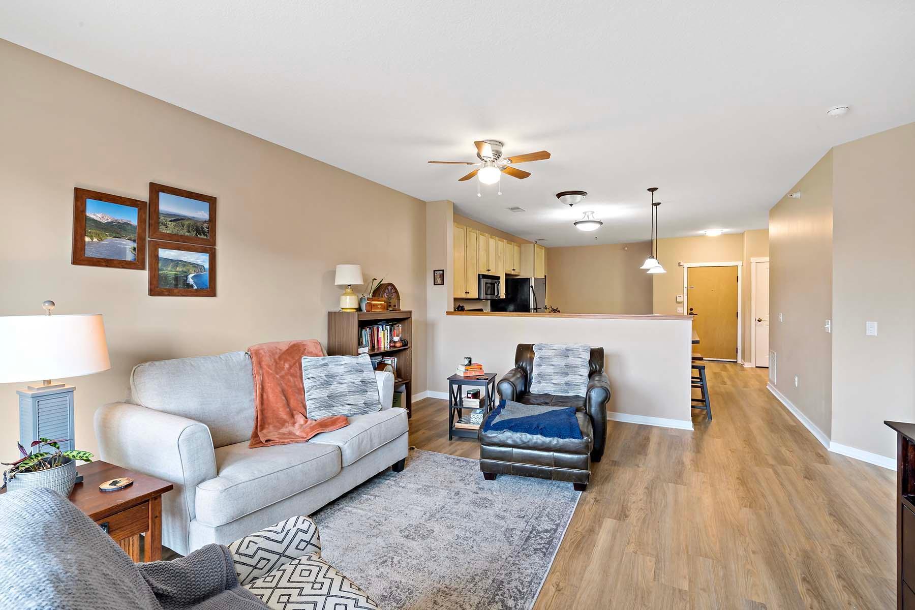 1070 Grandview Court NE Unit: 313