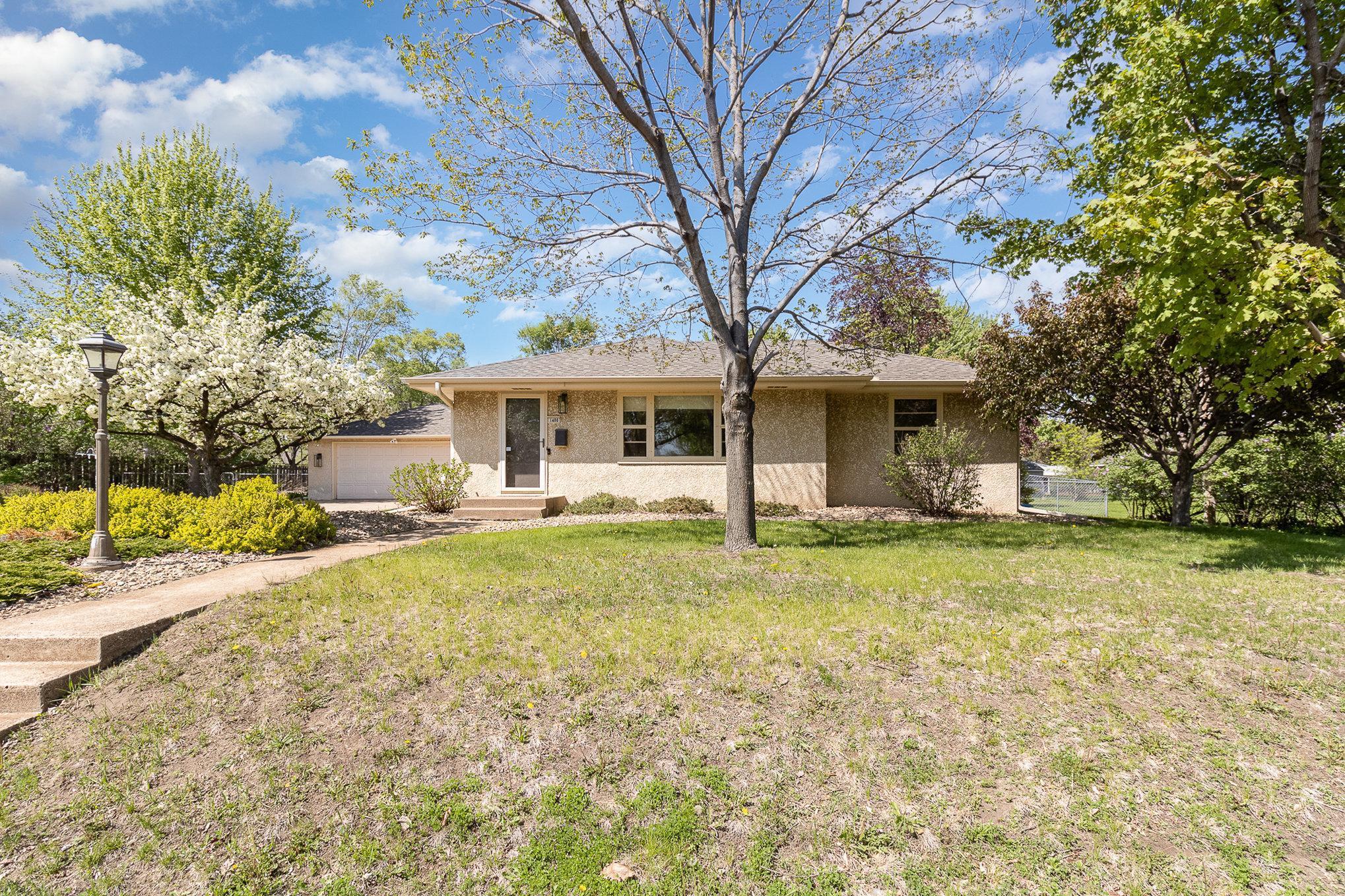 1400 E 90th Street