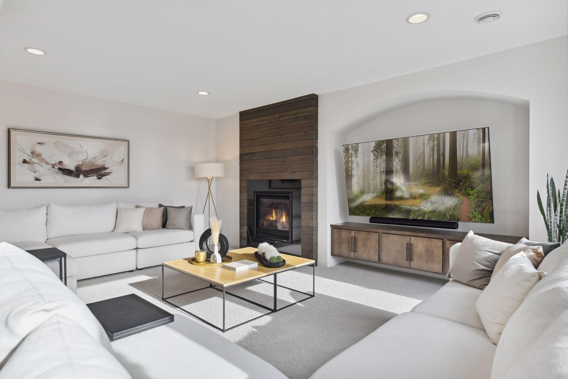6859 Lily Lane