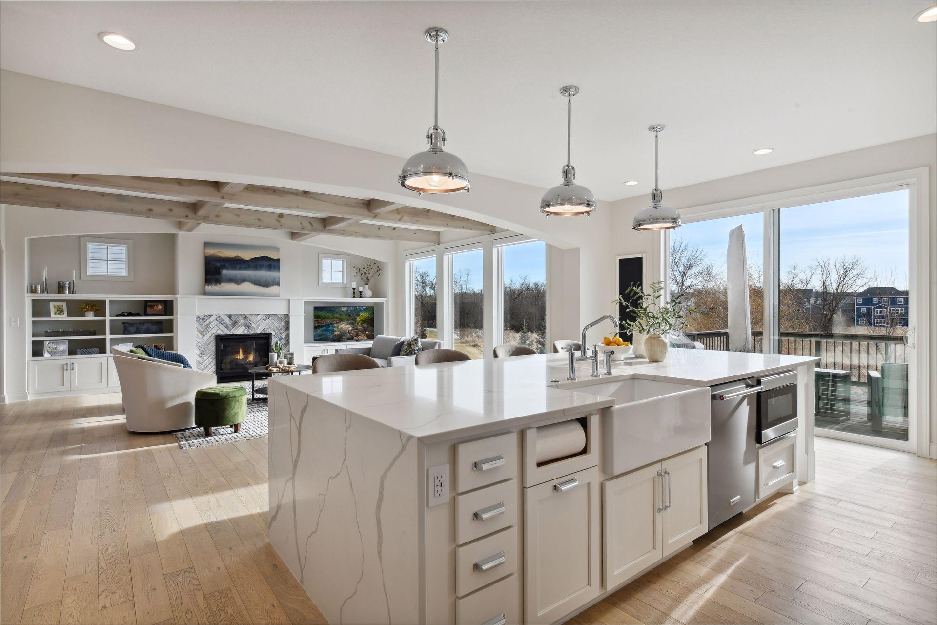 6859 Lily Lane