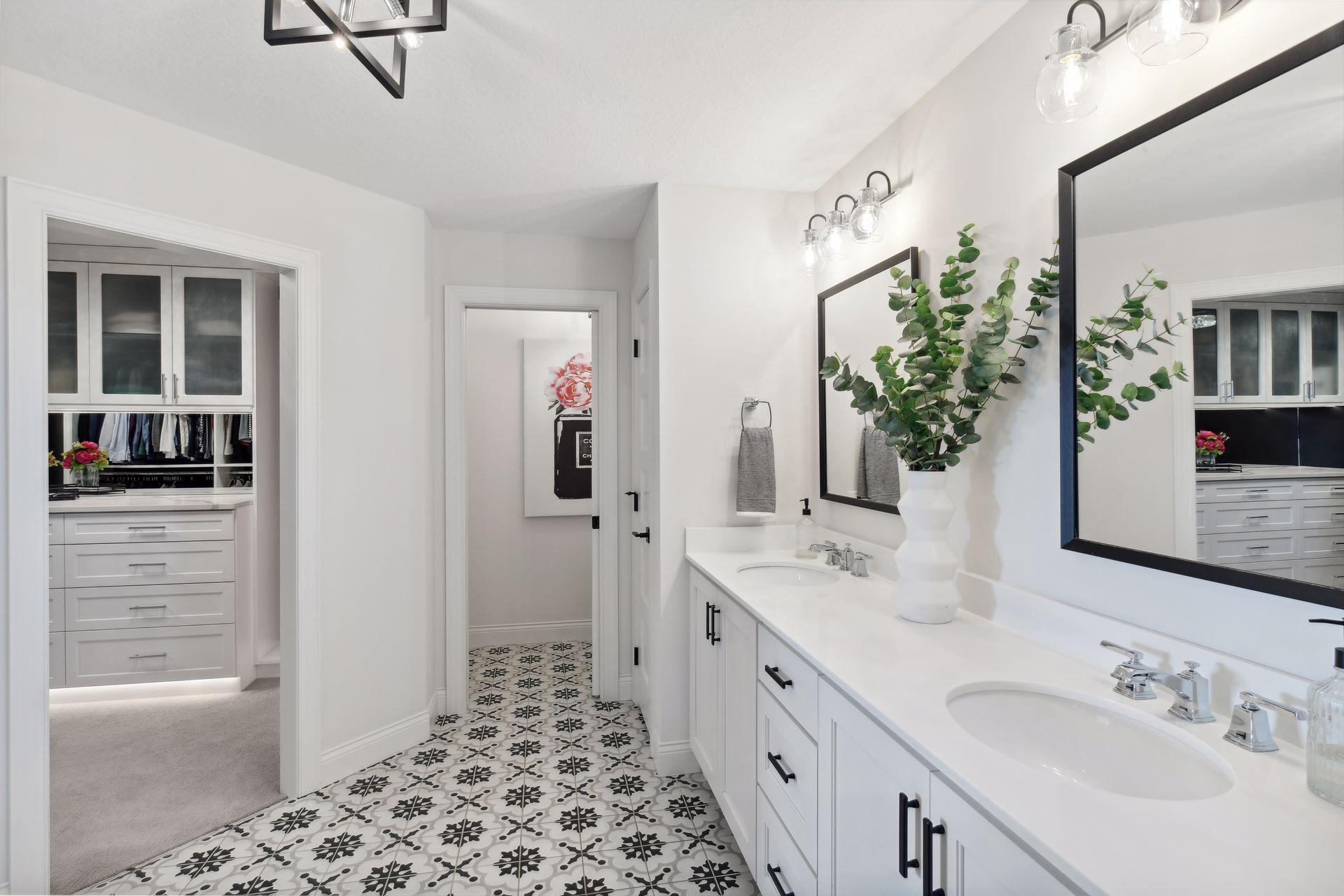 6859 Lily Lane