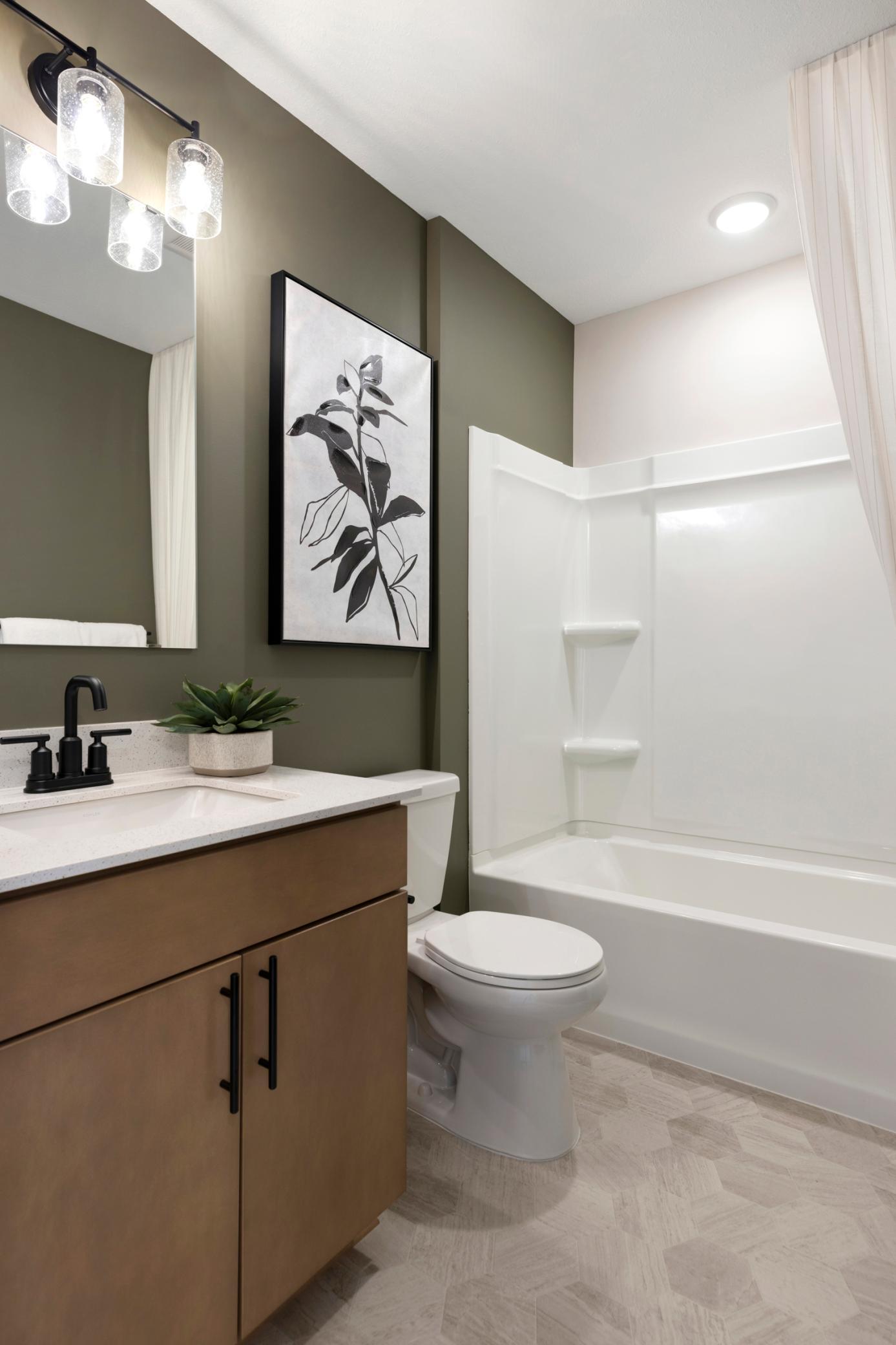 906 Woodlawn Avenue Unit: A