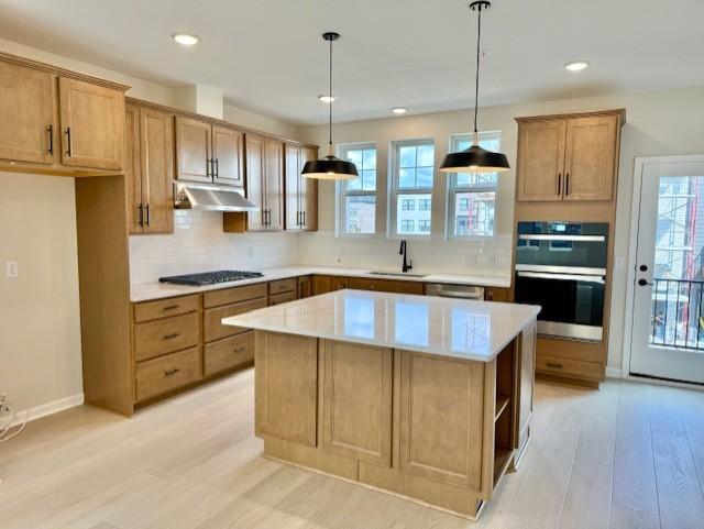 906 Woodlawn Avenue Unit: A