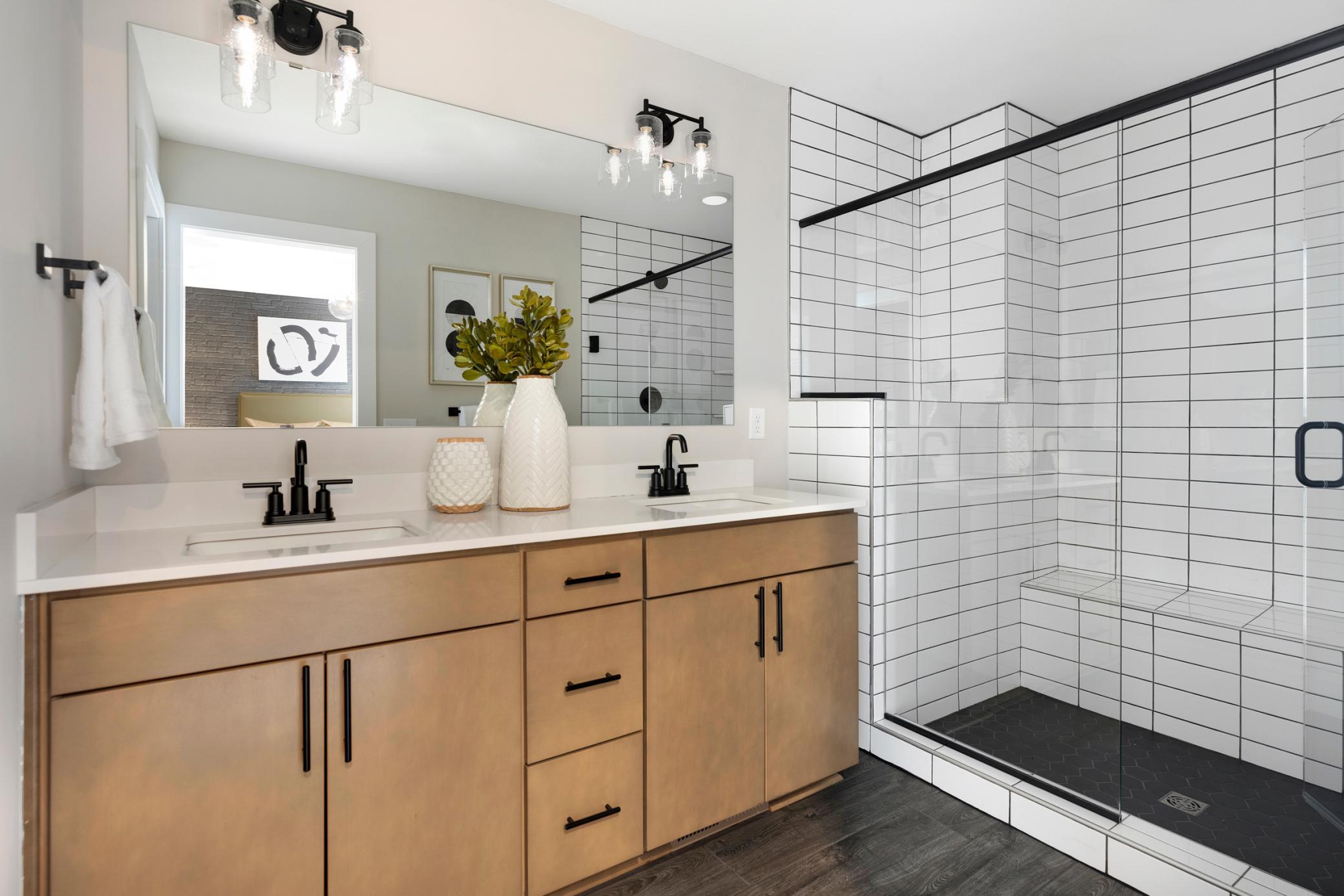 906 Woodlawn Avenue Unit: A
