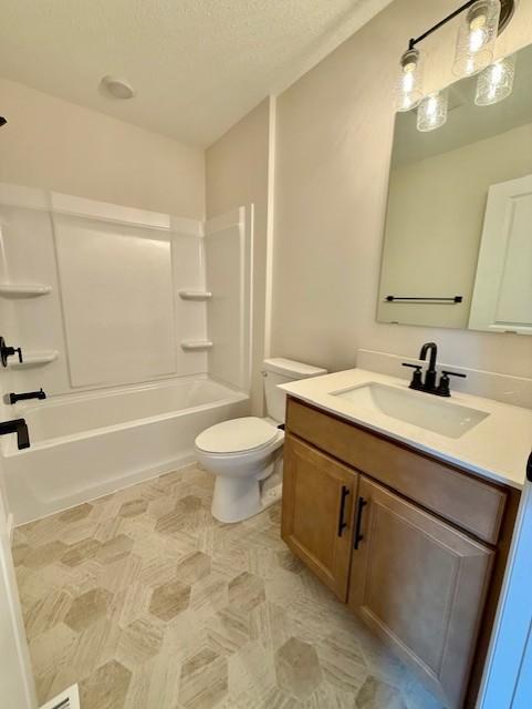 906 Woodlawn Avenue Unit: A