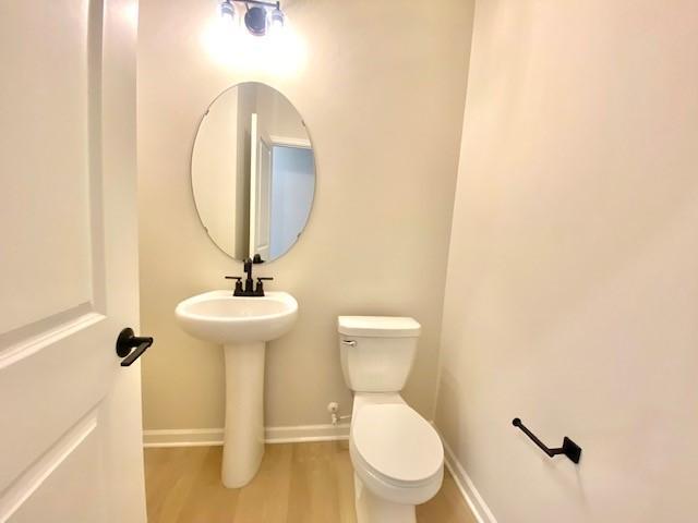906 Woodlawn Avenue Unit: A