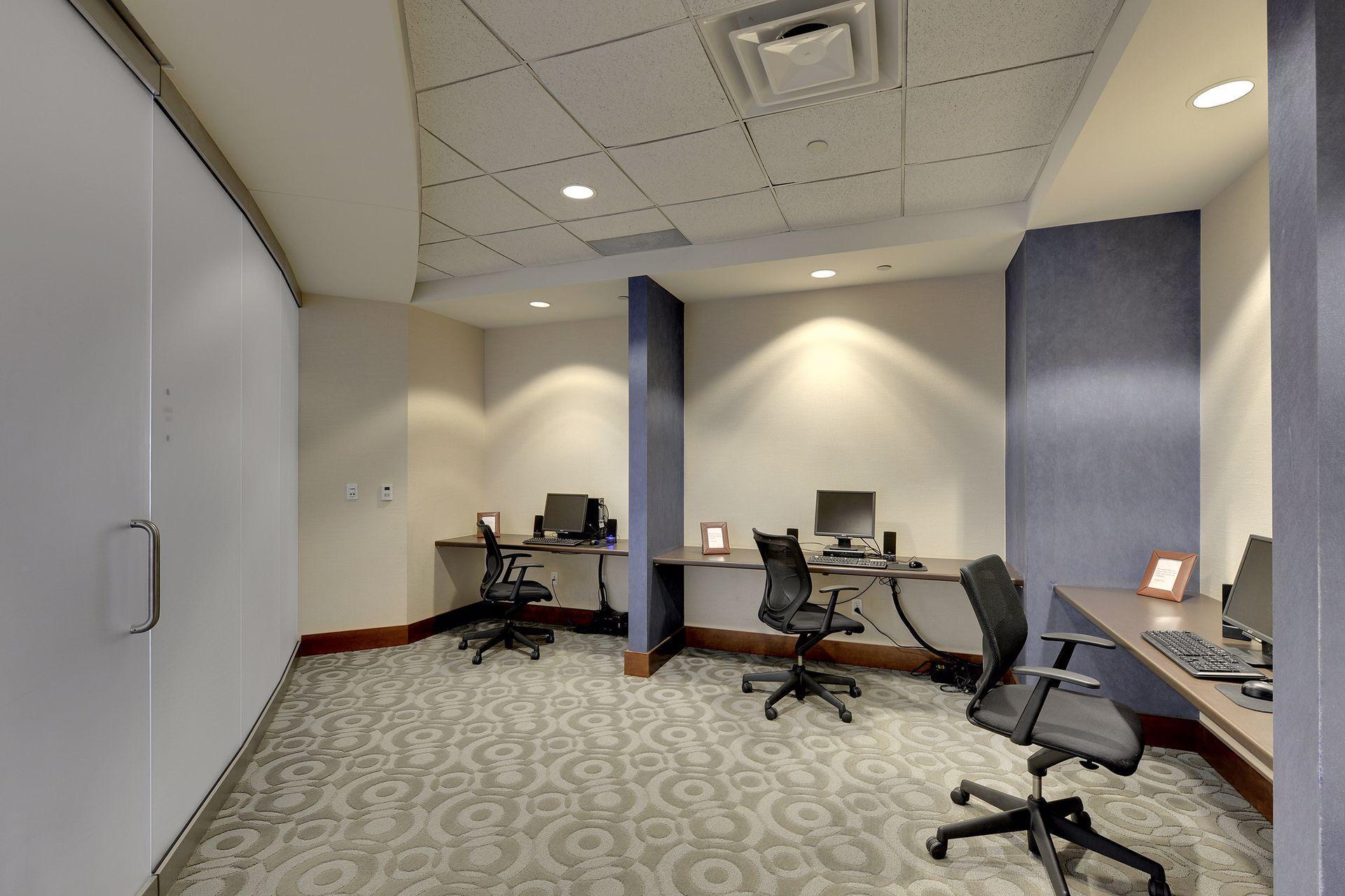 100 3rd Avenue S Unit: 2201